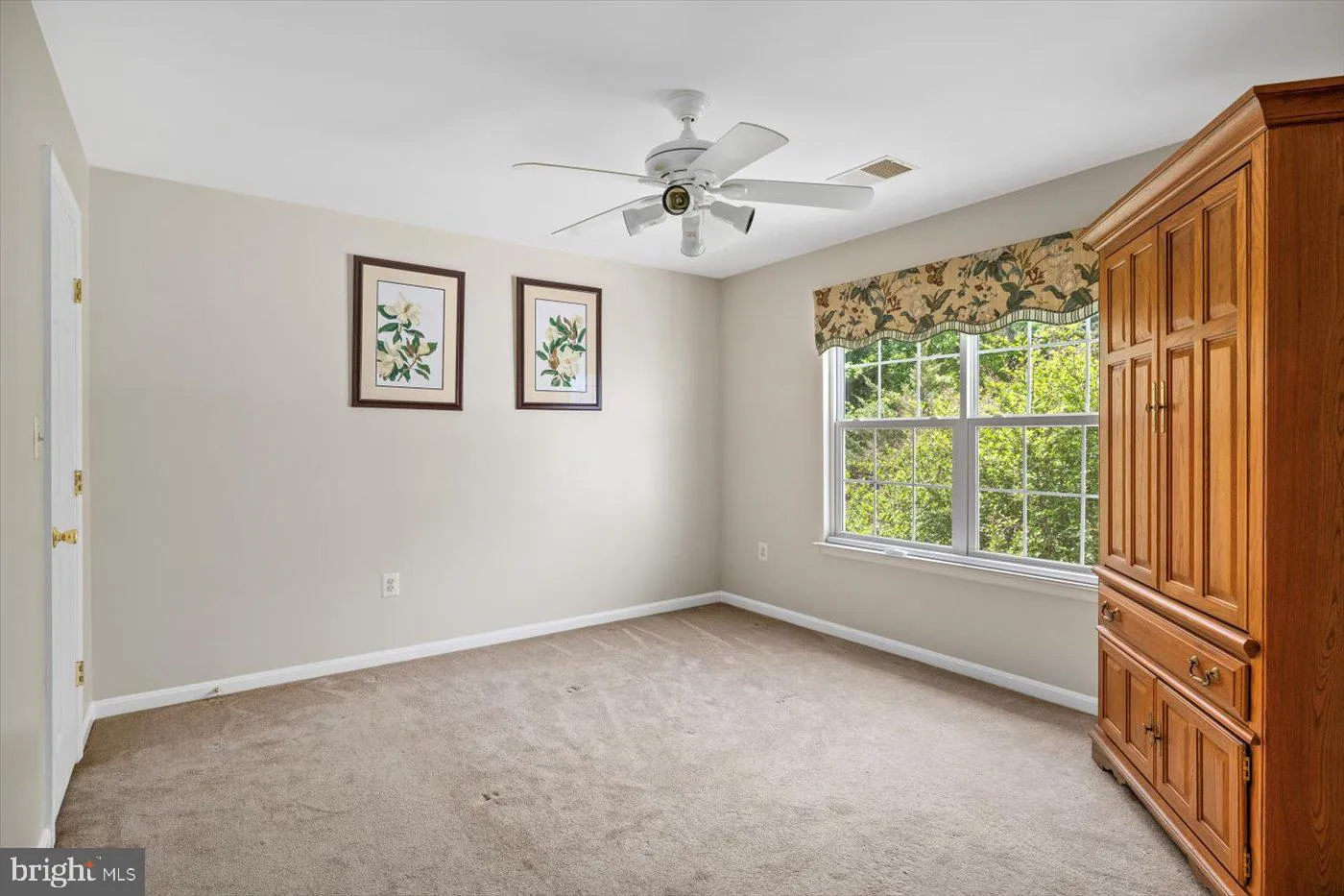 Fredericksburg, Virginia 22408, United States, 4 Bedrooms Bedrooms, ,3 BathroomsBathrooms,Residential,Active,121309