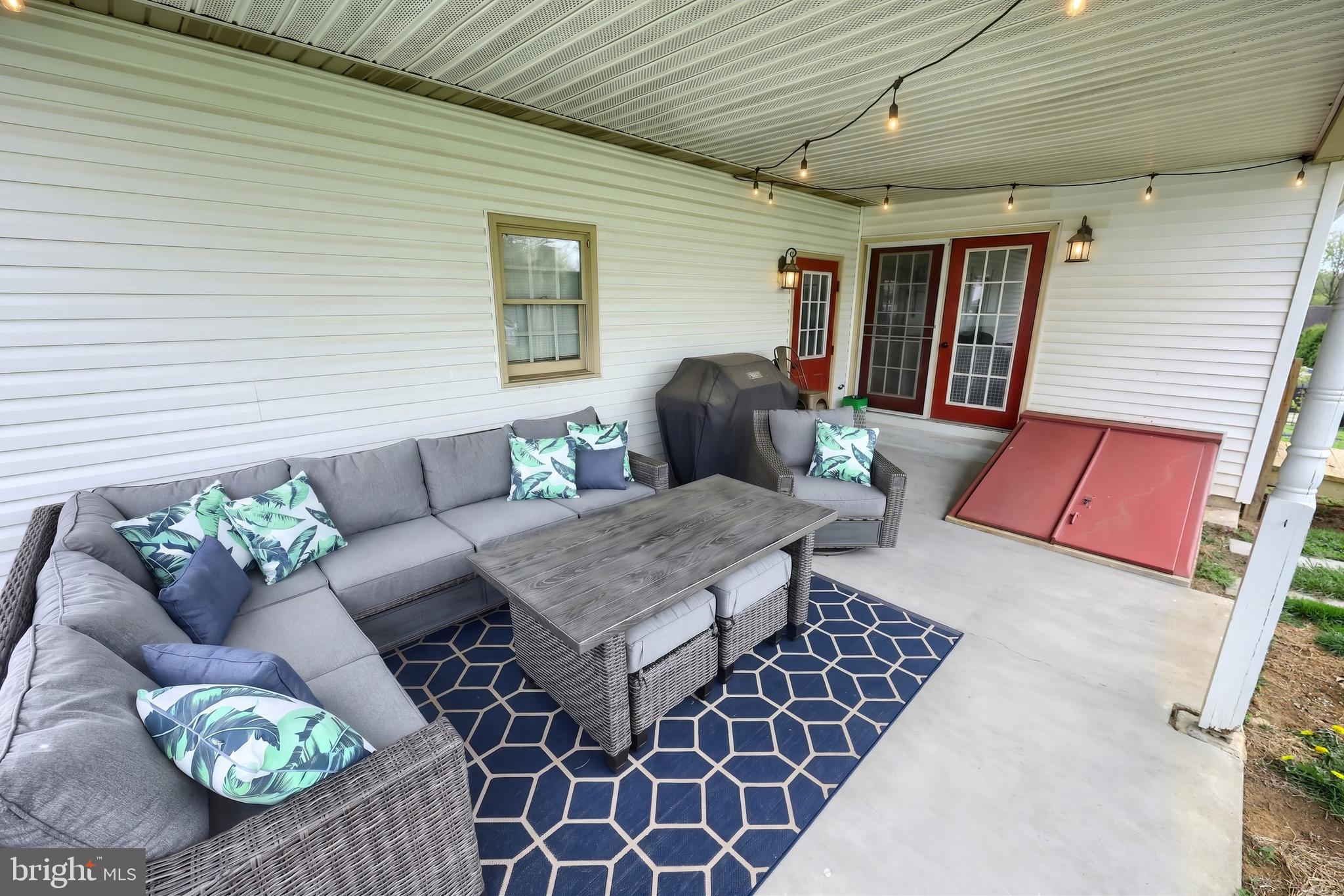 WASHINGTON SQUARE - Residential