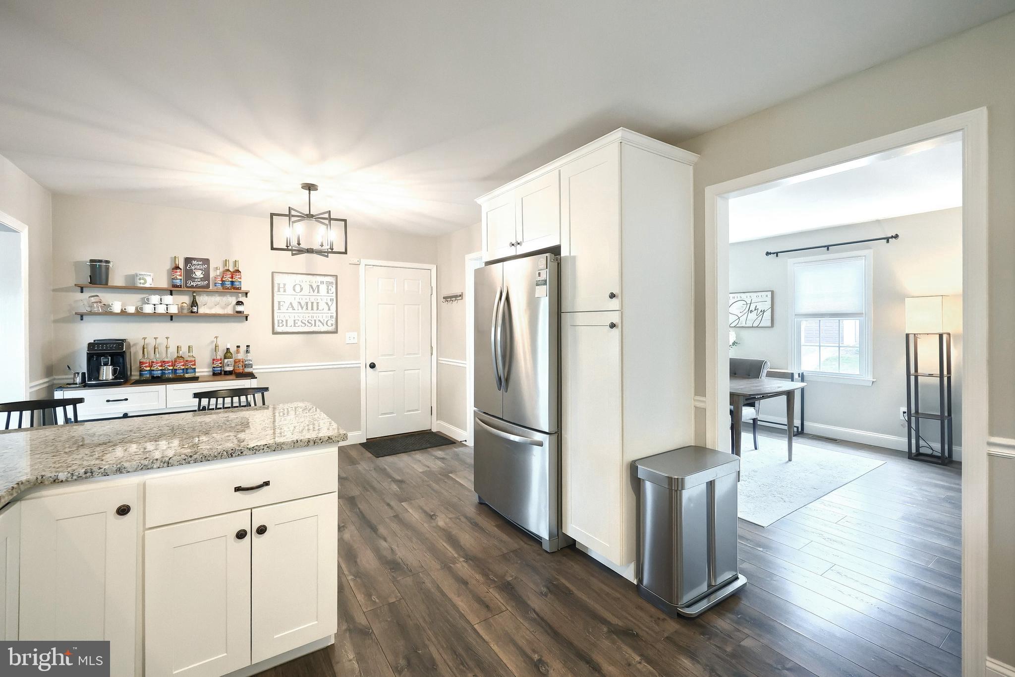 WASHINGTON SQUARE - Residential