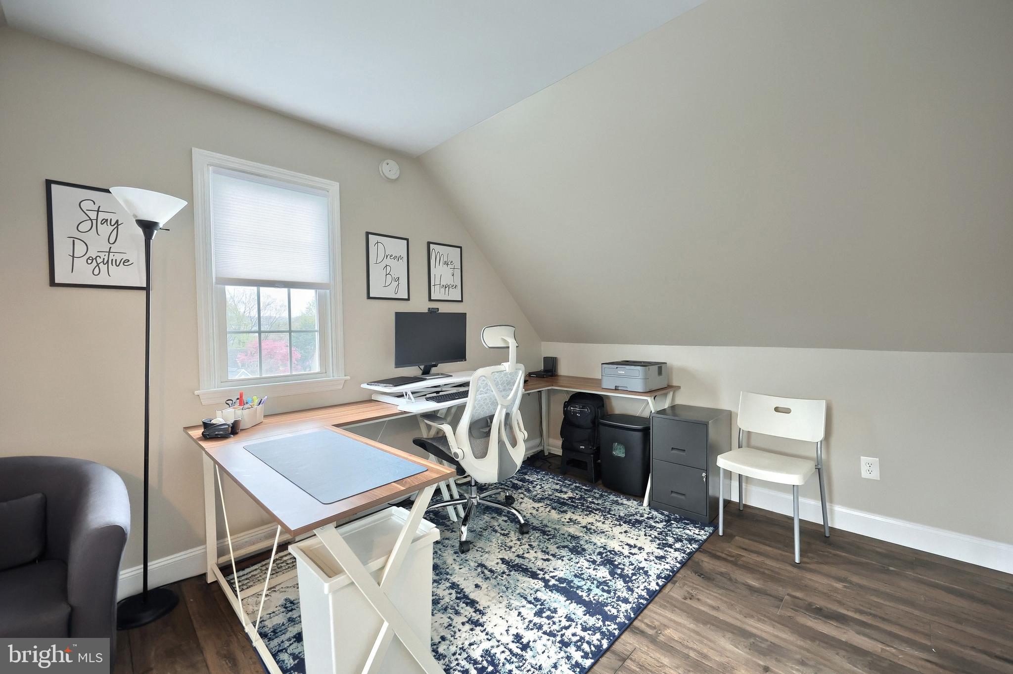 WASHINGTON SQUARE - Residential