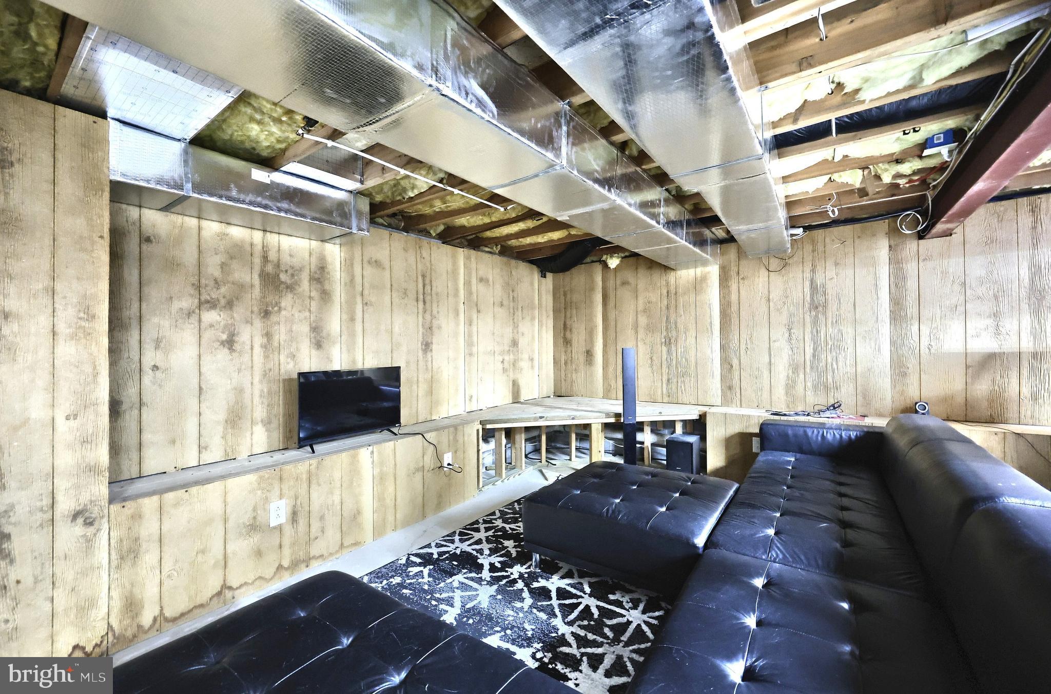 WASHINGTON SQUARE - Residential