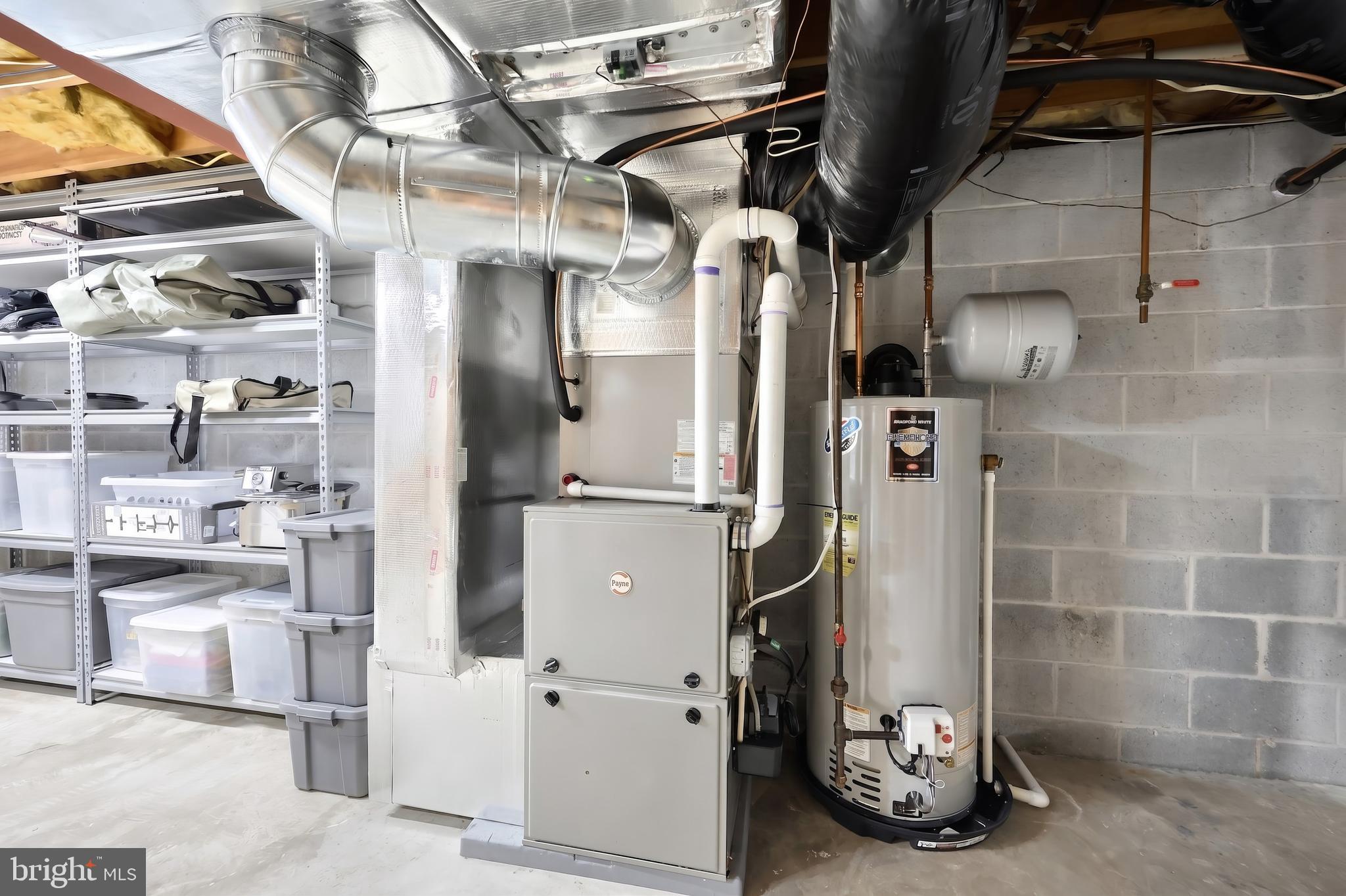 WASHINGTON SQUARE - Residential