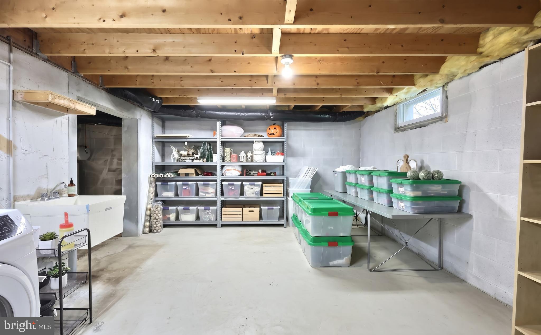 WASHINGTON SQUARE - Residential