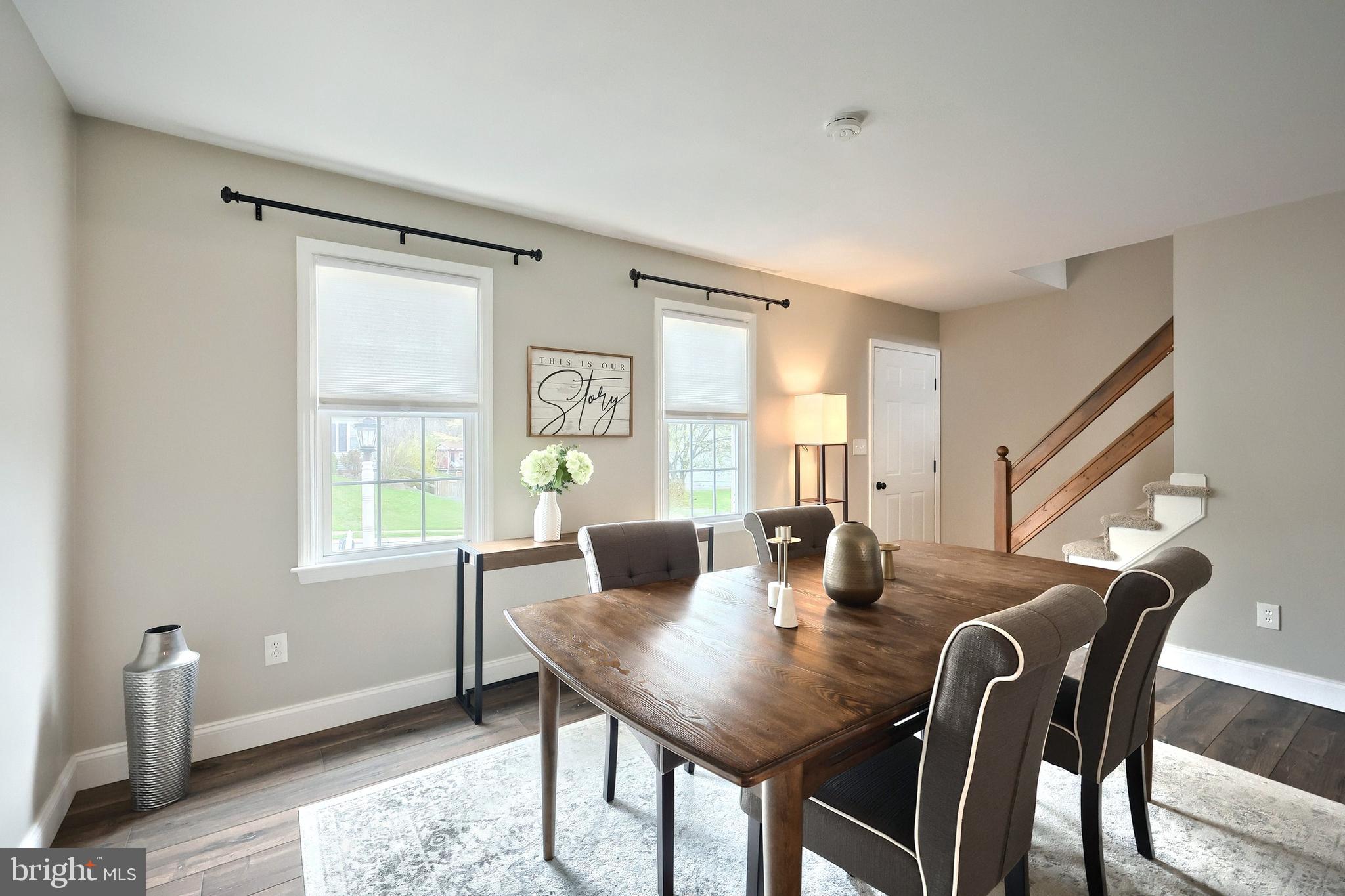 WASHINGTON SQUARE - Residential