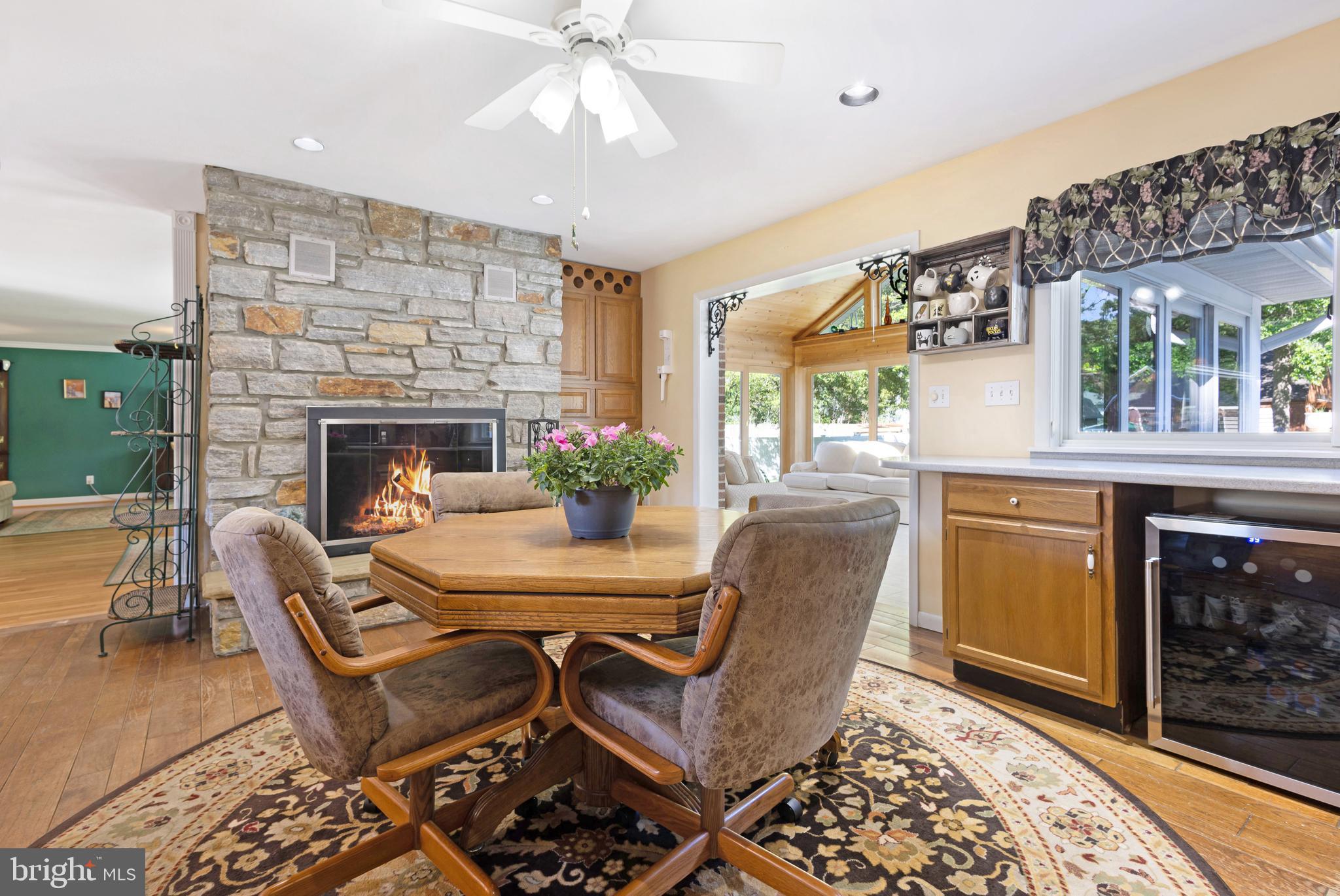 SYLVAN VIEW ON MAGOTHY - Residential