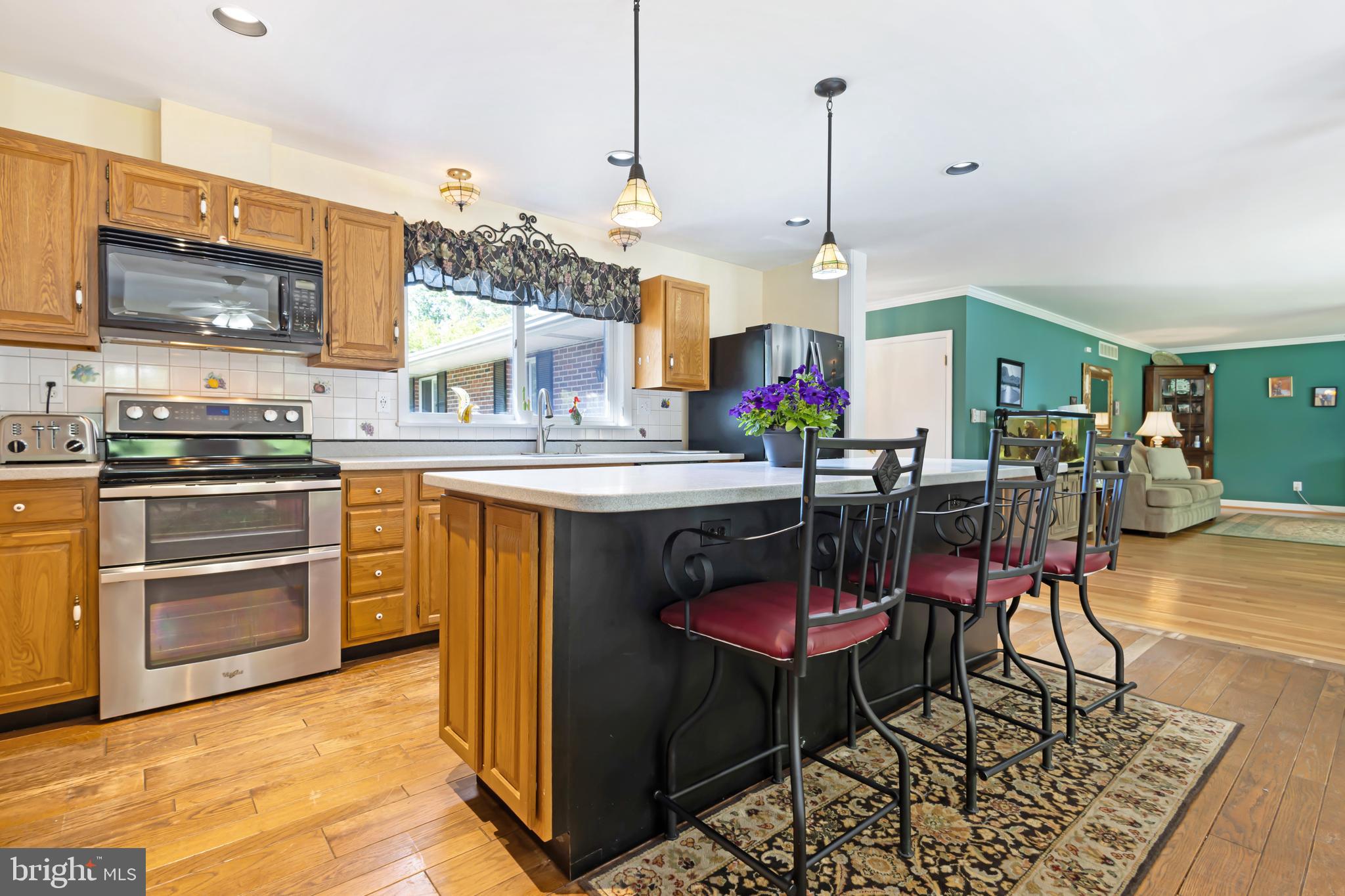 SYLVAN VIEW ON MAGOTHY - Residential