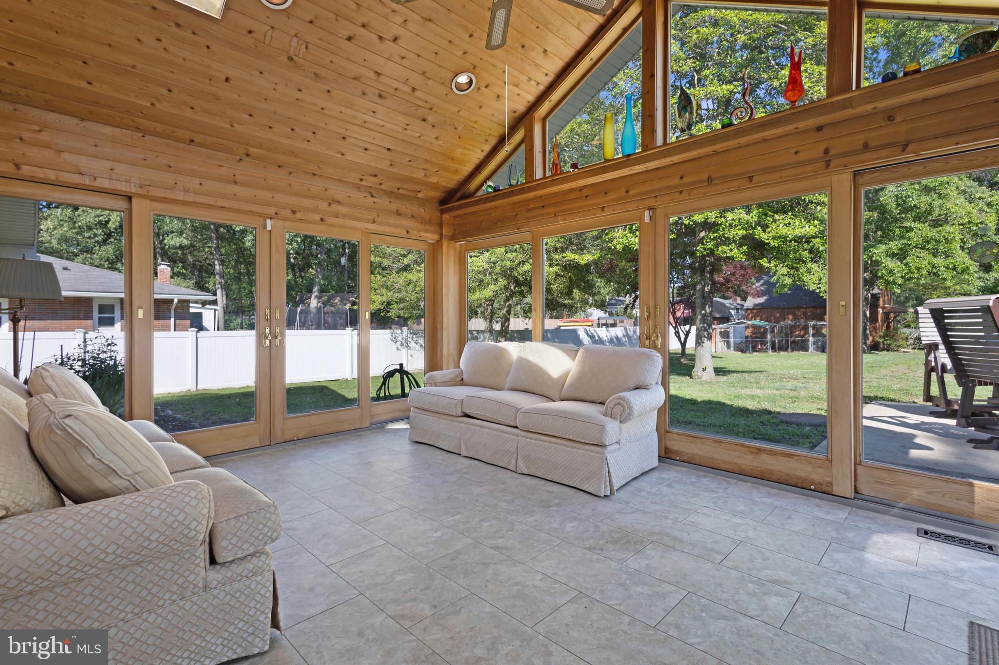 SYLVAN VIEW ON MAGOTHY - Residential