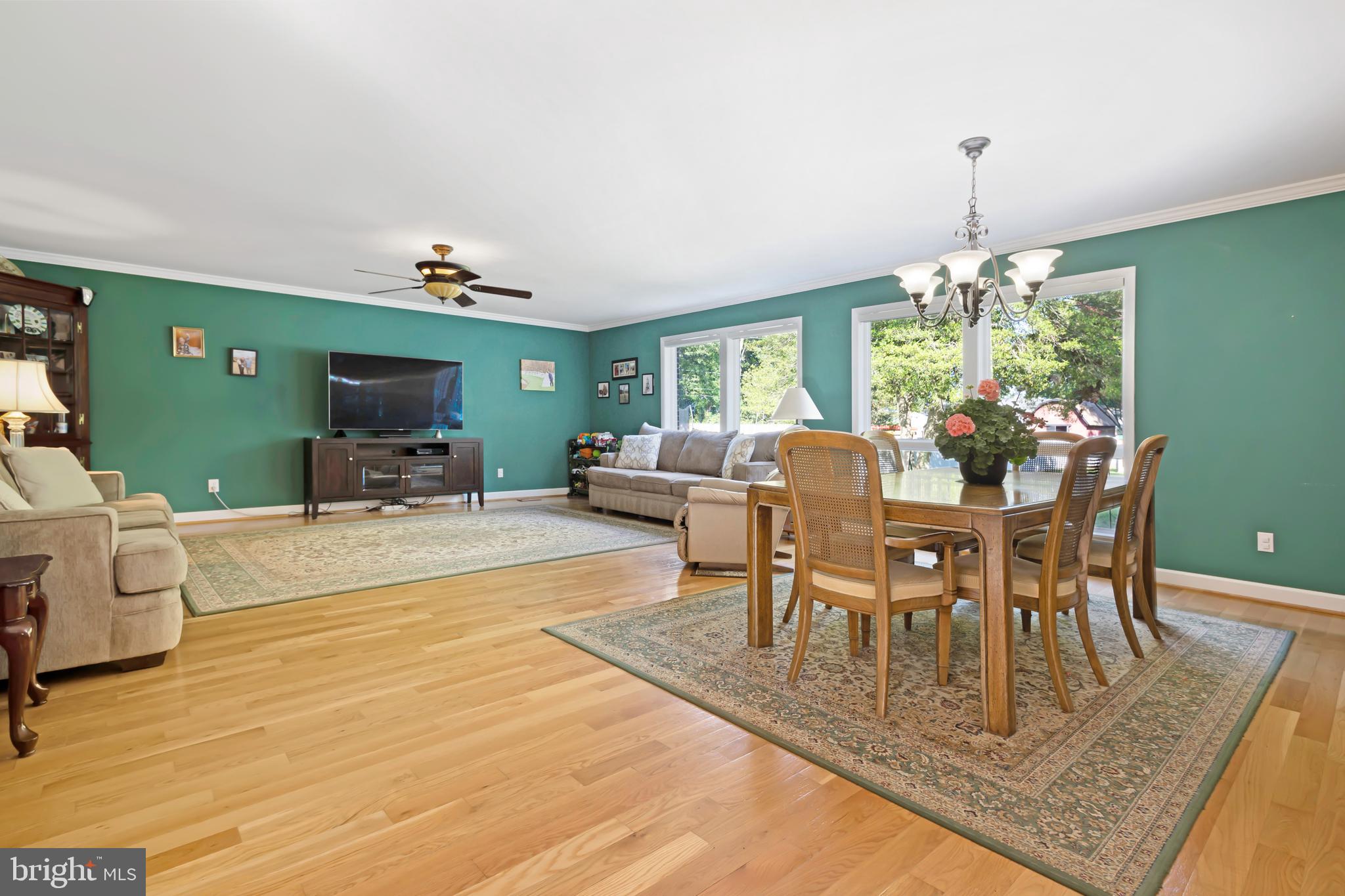 SYLVAN VIEW ON MAGOTHY - Residential