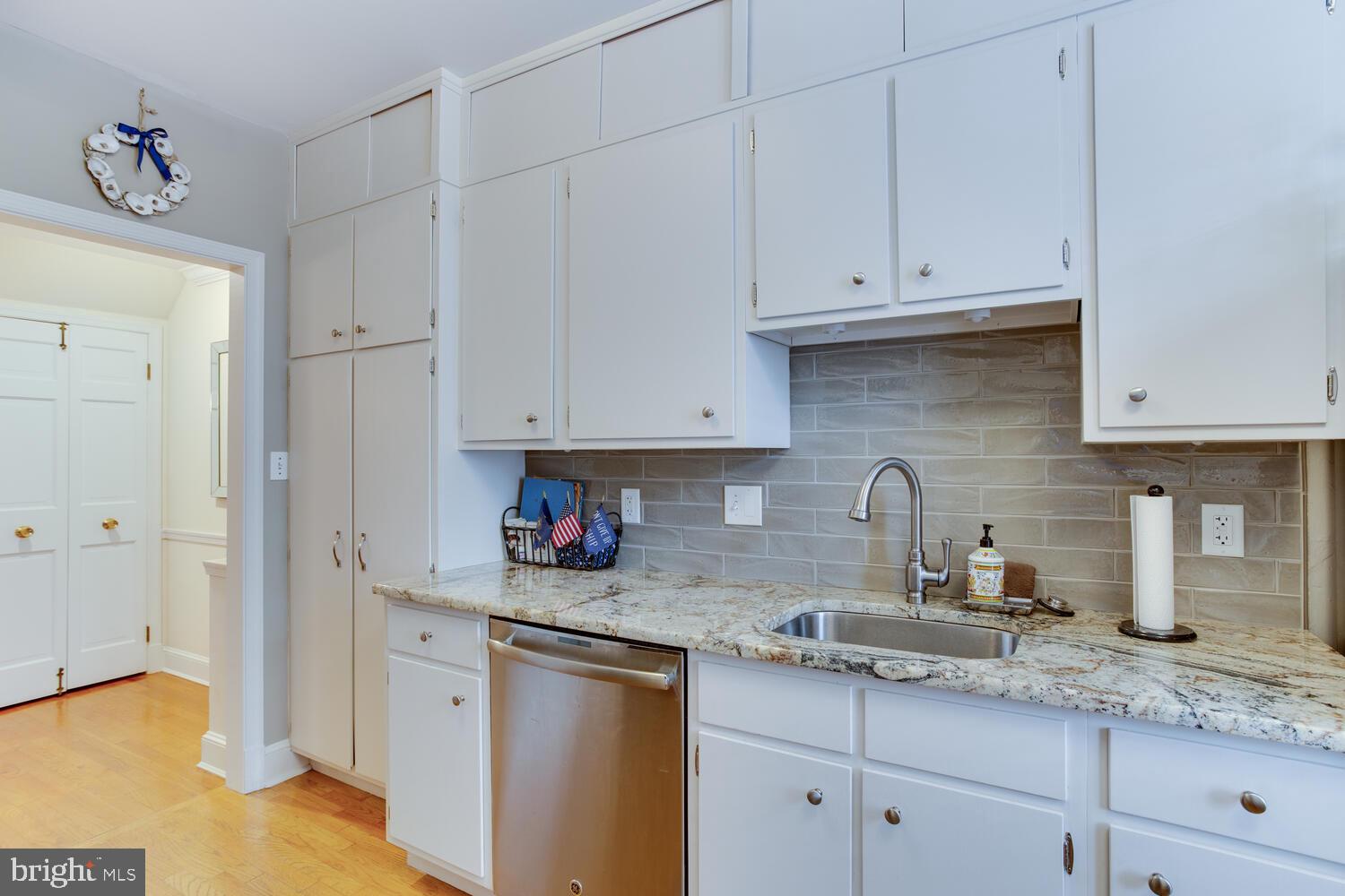 REGULARS - Residential