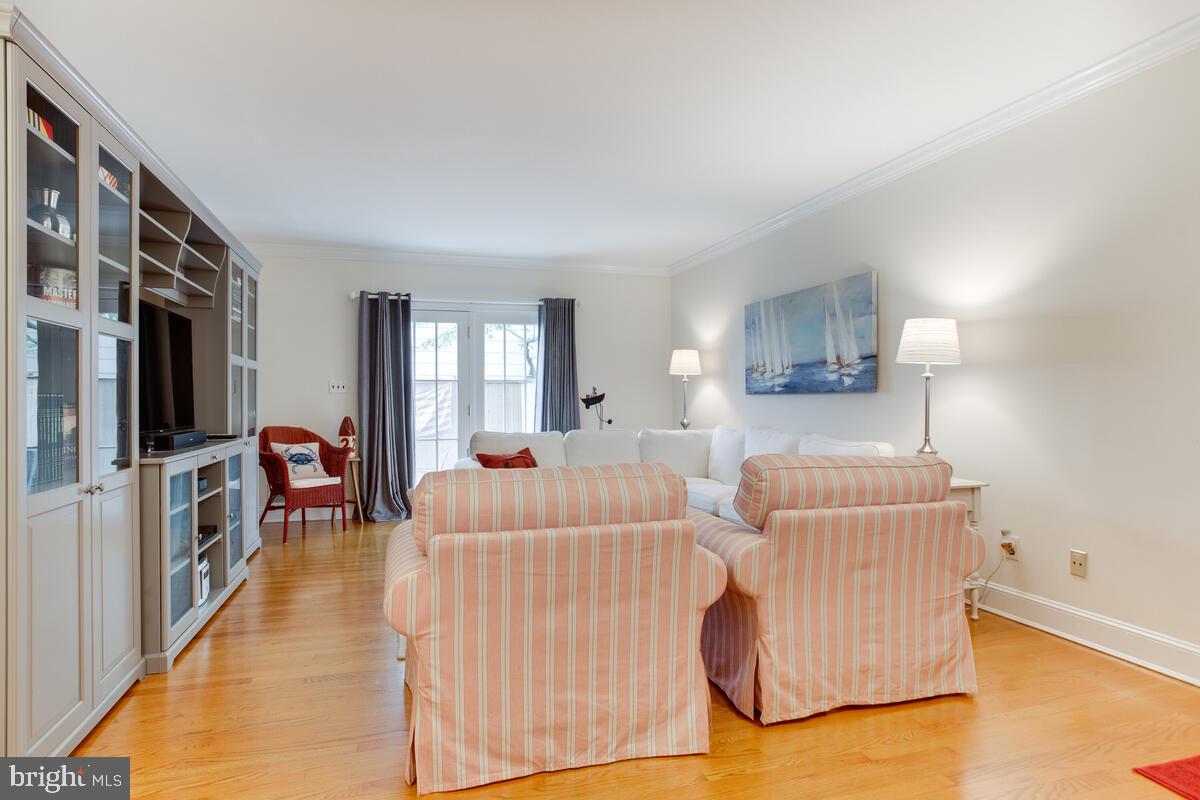 REGULARS - Residential