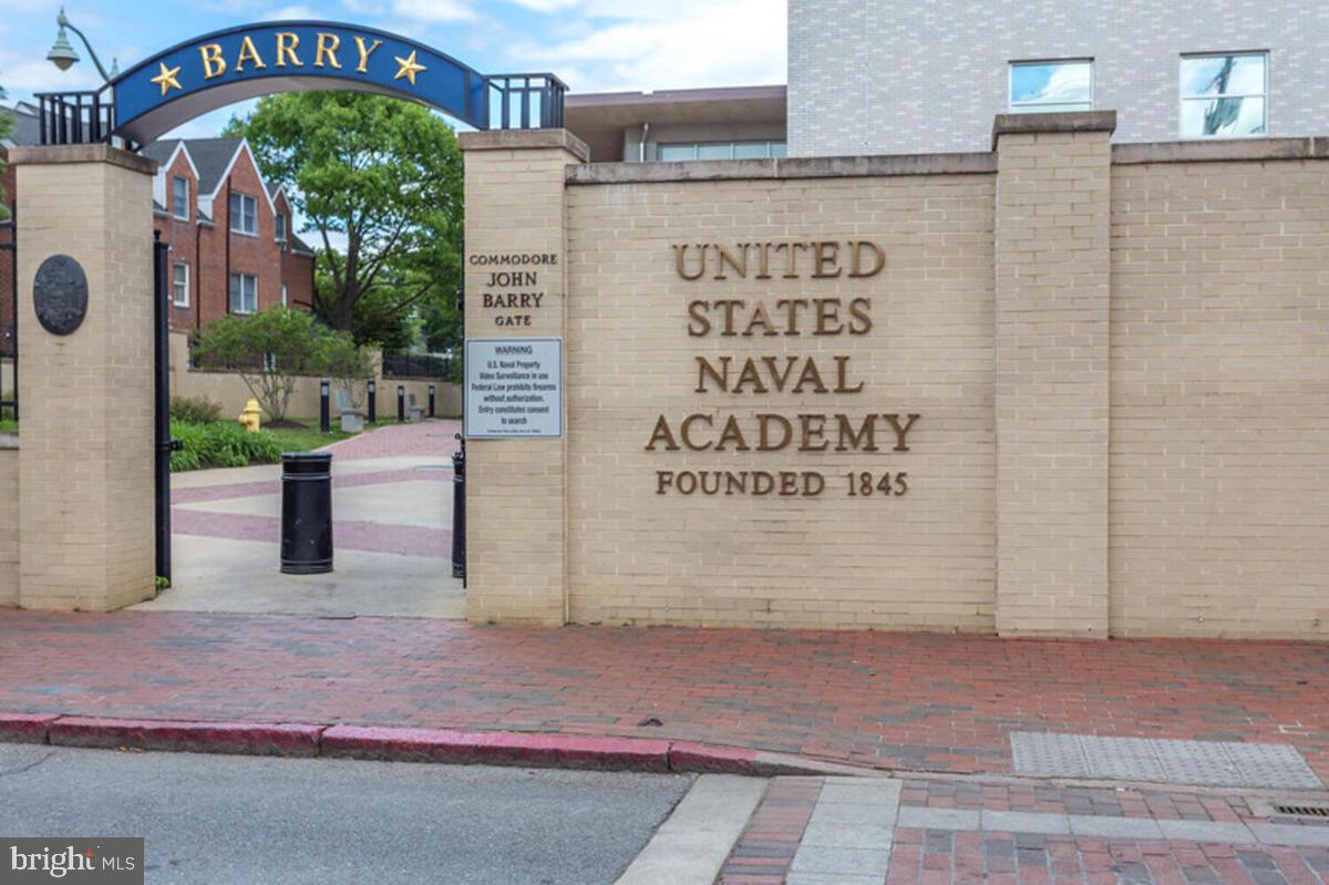 REGULARS - Residential