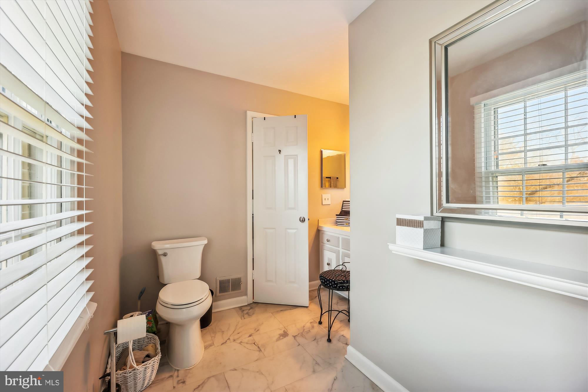 HICKORY CREEK - Residential