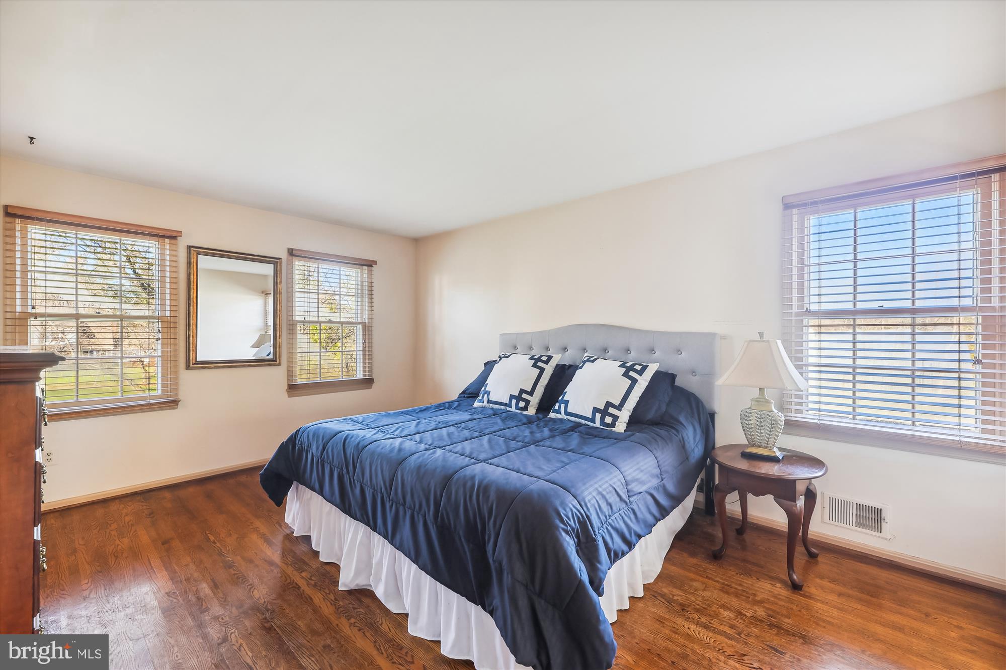 HICKORY CREEK - Residential