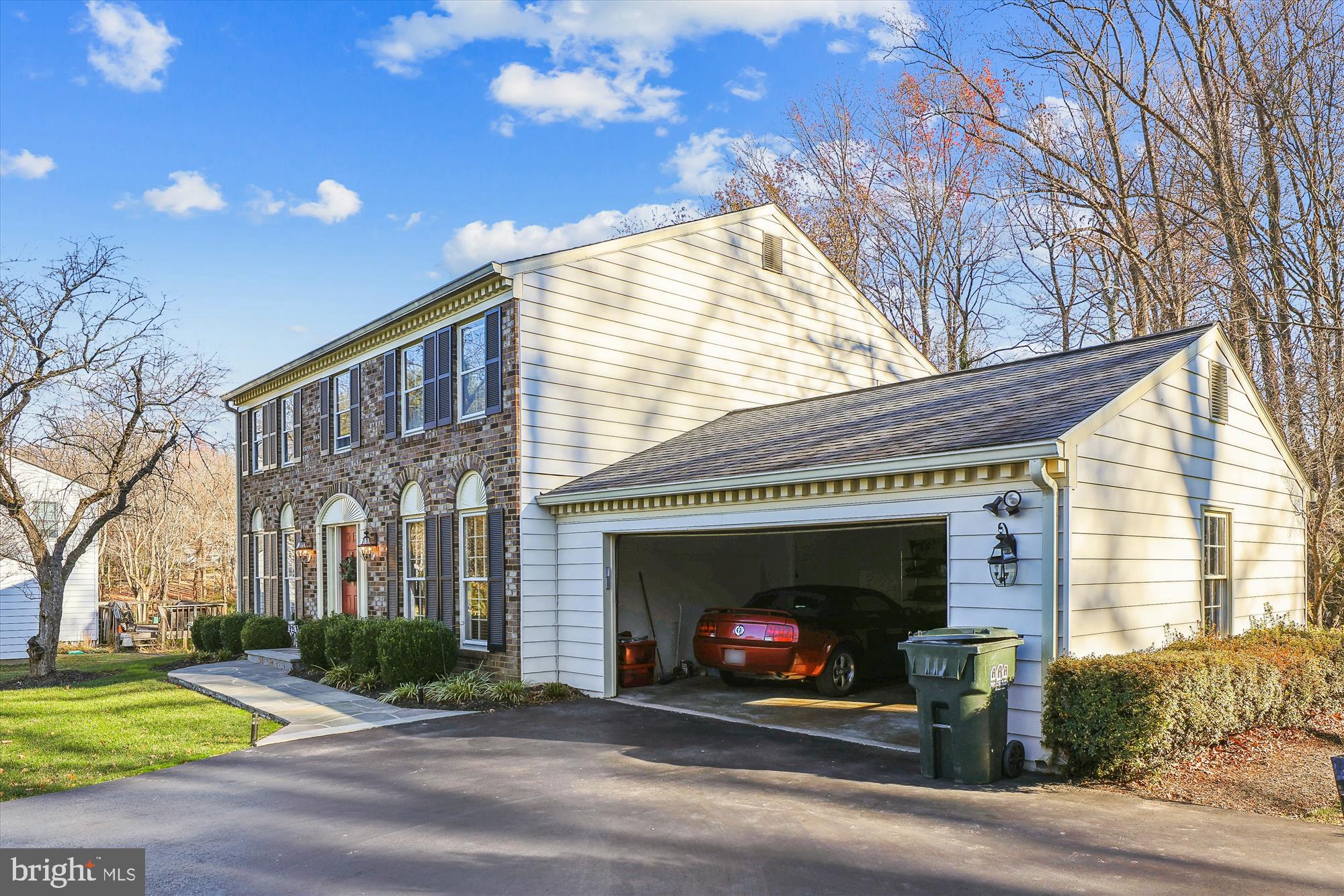 HICKORY CREEK - Residential