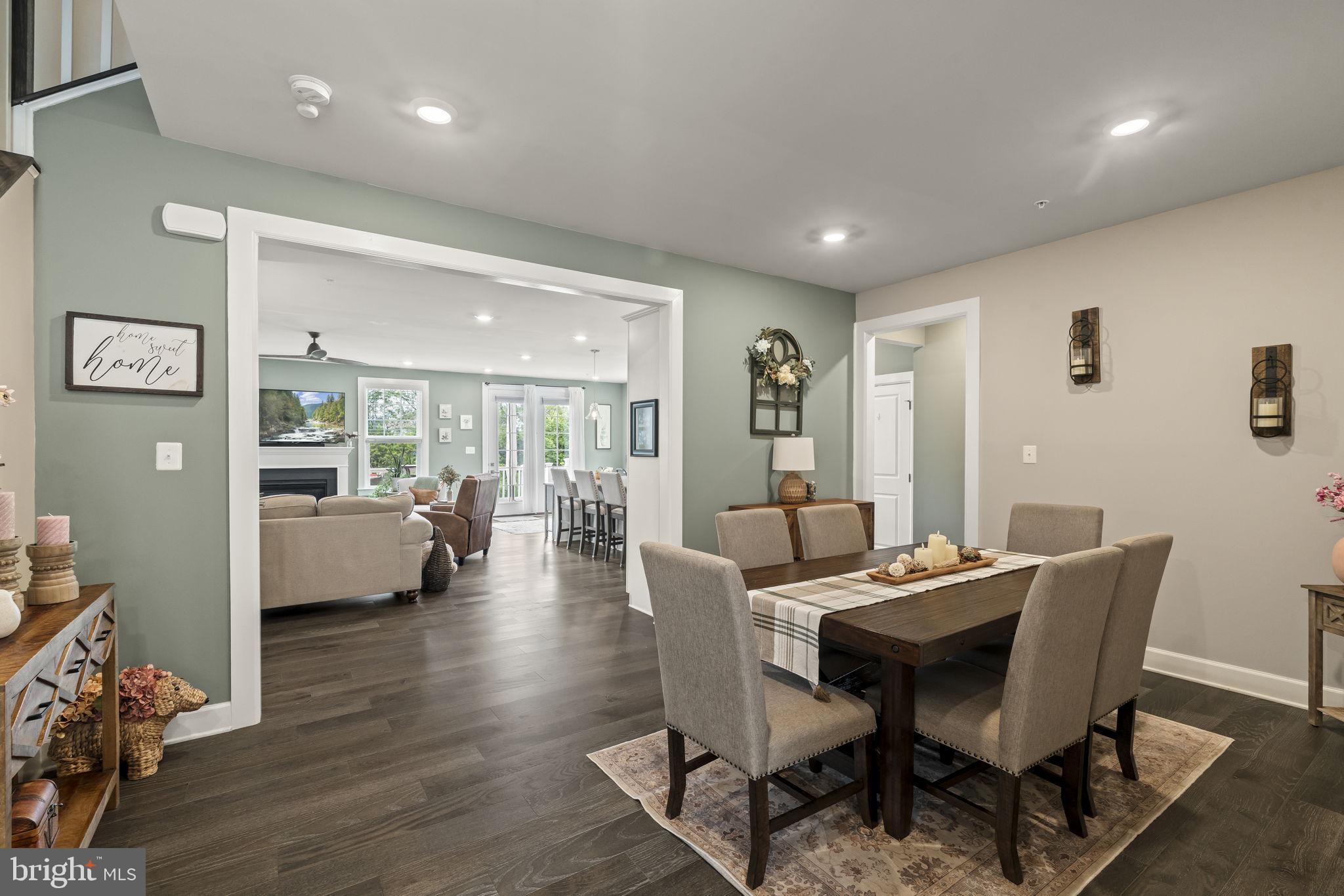 MALVERN CROSSING - Residential