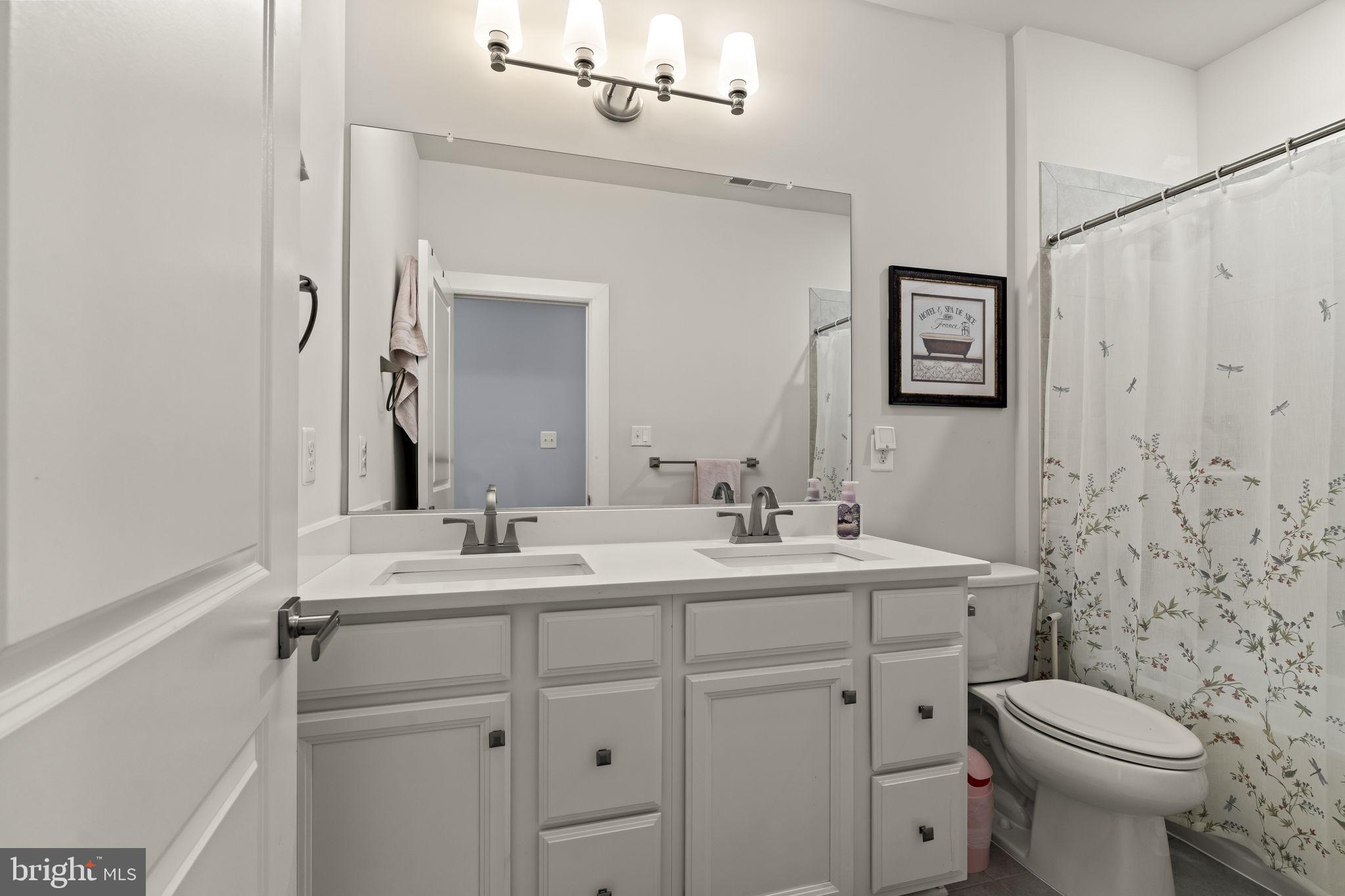 MALVERN CROSSING - Residential