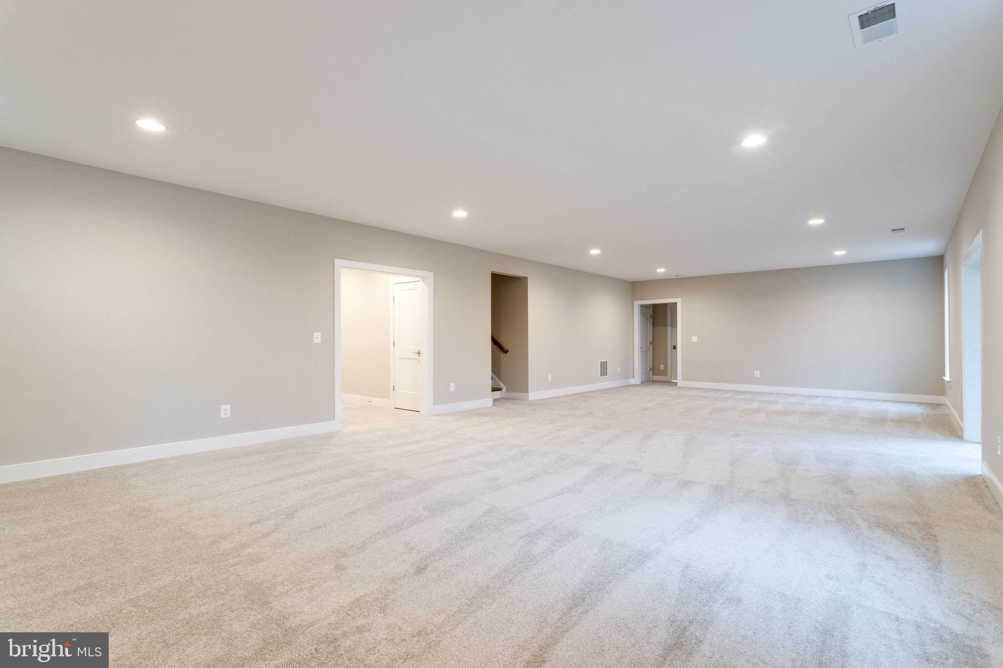 FAIRWAY MANOR ESTATES - Residential