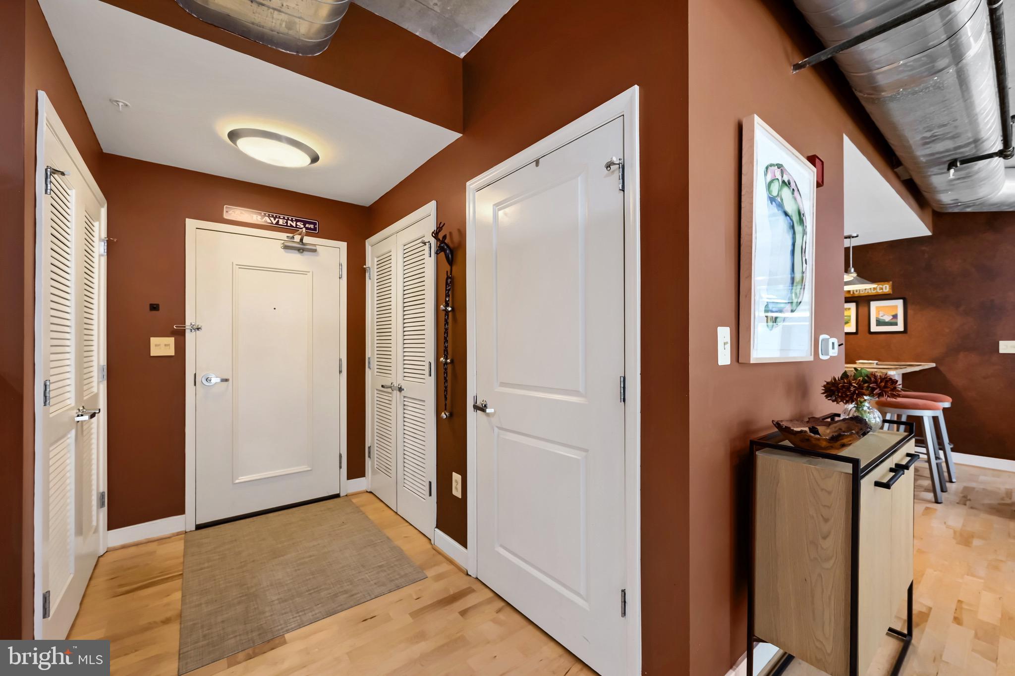 HARBOR EAST - Residential