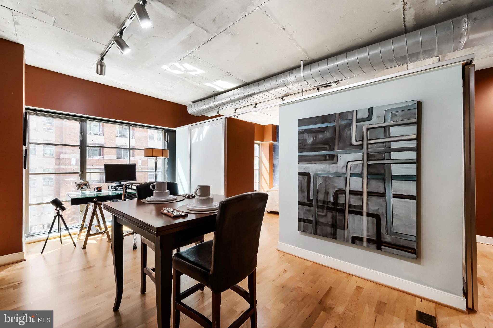 HARBOR EAST - Residential