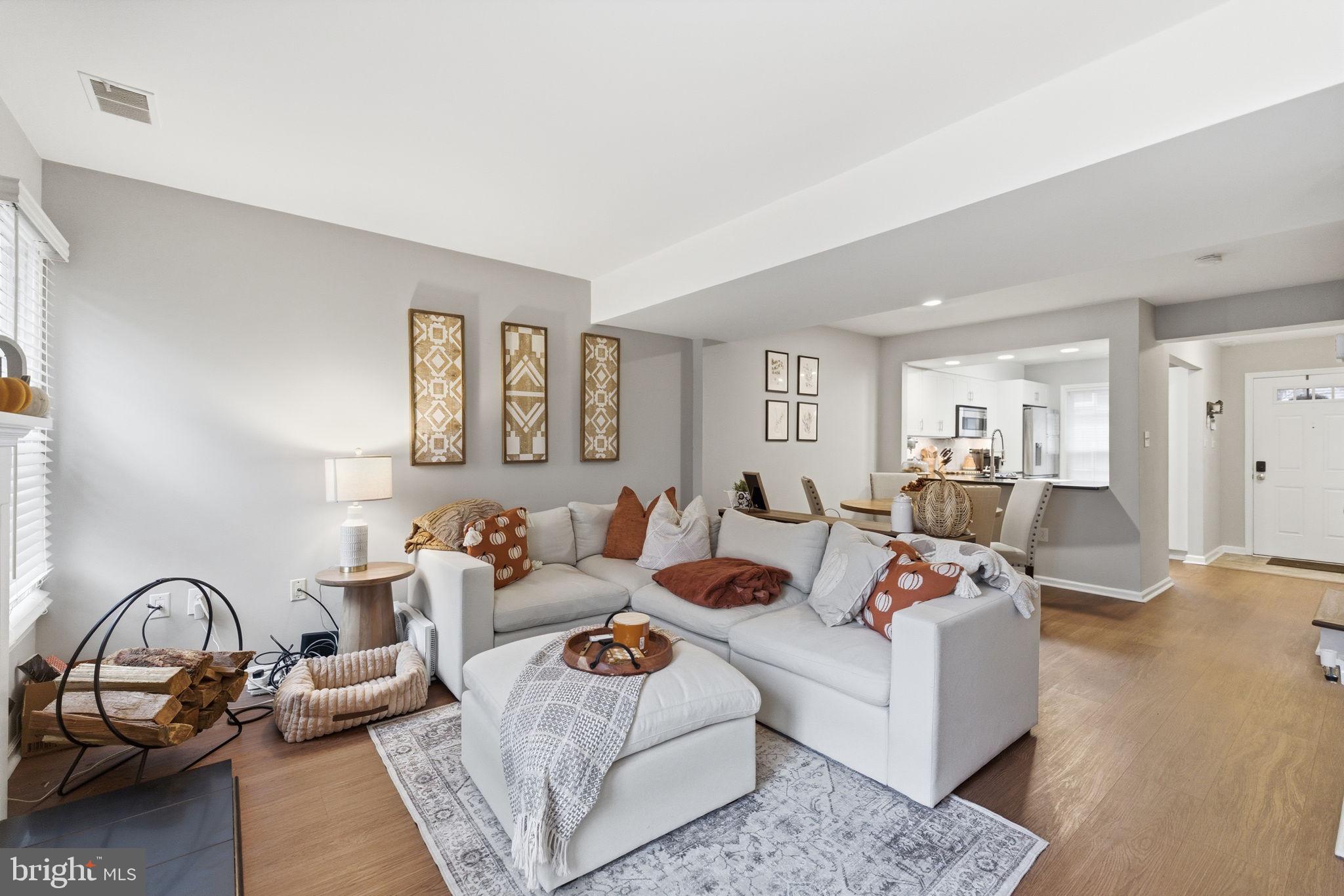 2568 S ARLINGTON MILL DRIVE B B