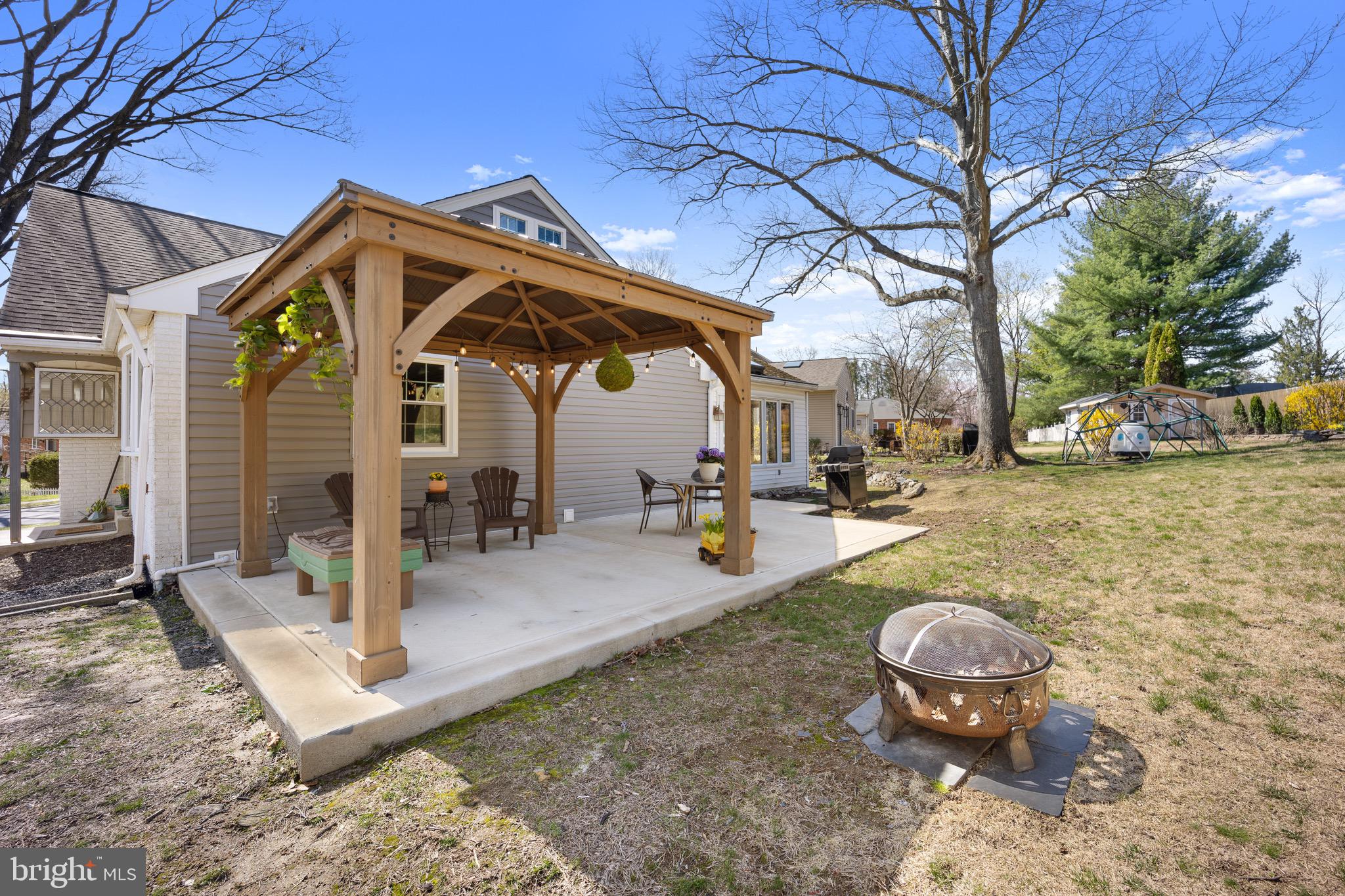 BEATTY WOODS - Residential