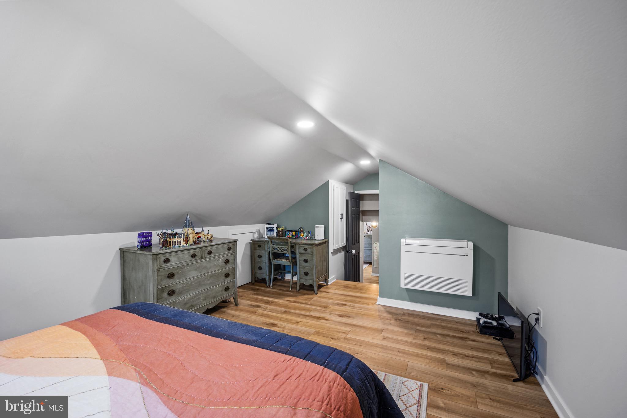 BEATTY WOODS - Residential