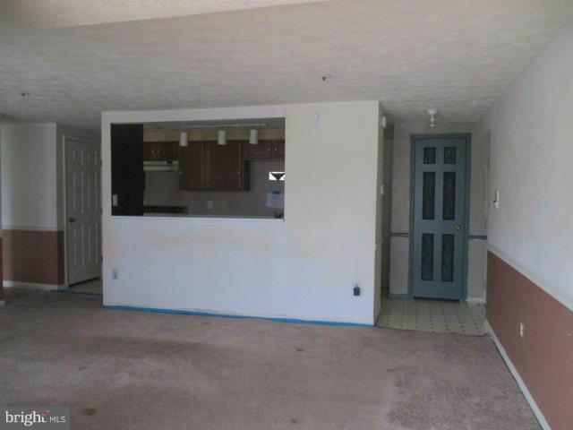 WOODBRIDGE CENTER - Residential