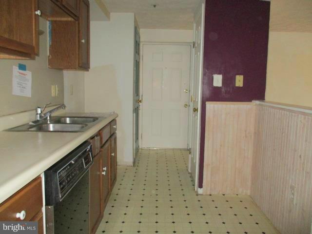 WOODBRIDGE CENTER - Residential