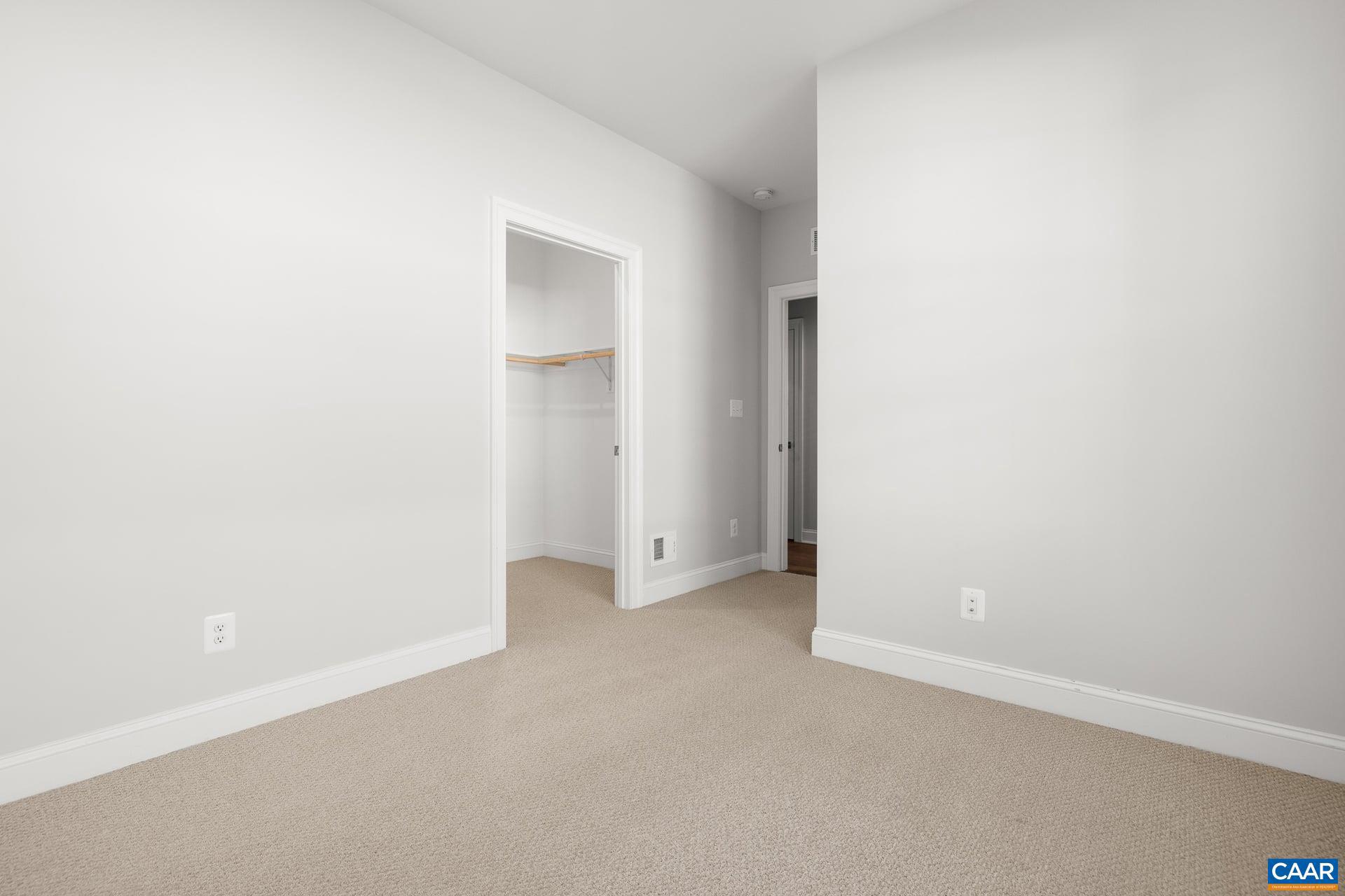 SPRING CREEK - Residential