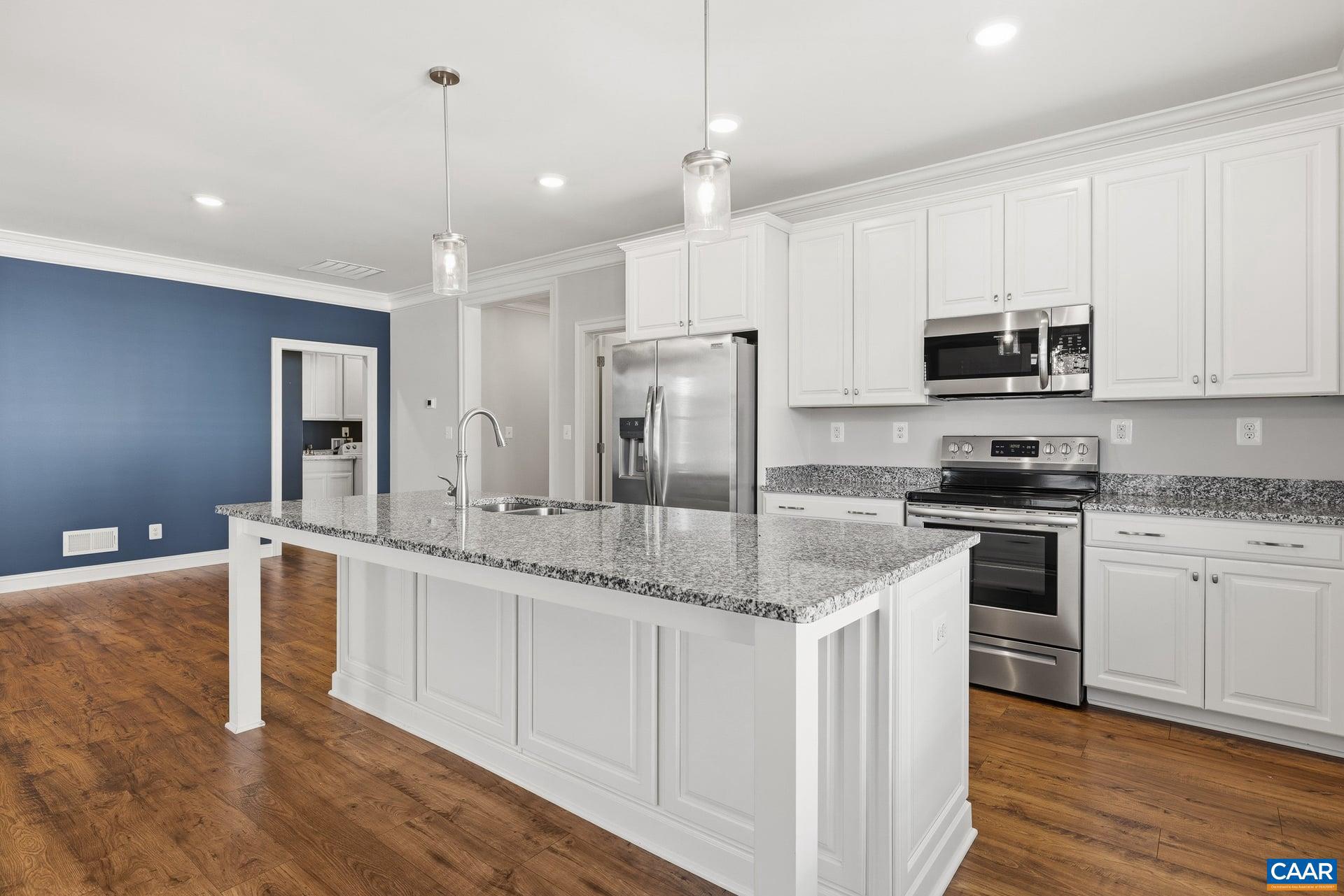 SPRING CREEK - Residential