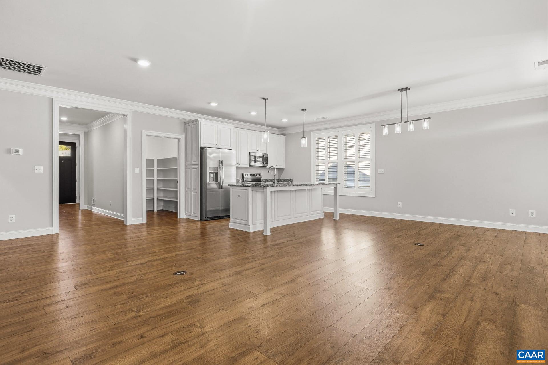 SPRING CREEK - Residential