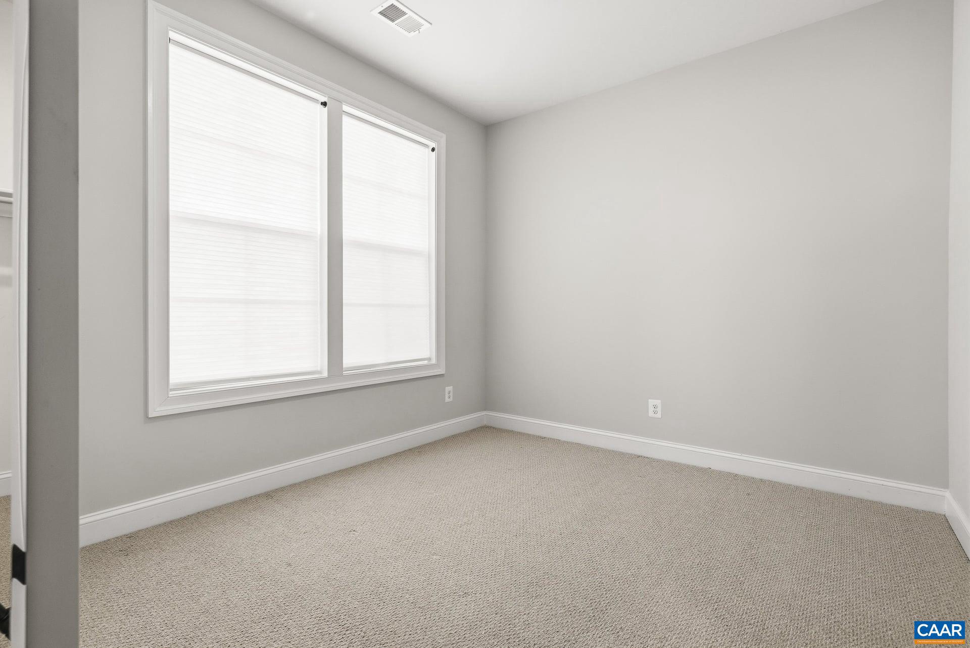 SPRING CREEK - Residential