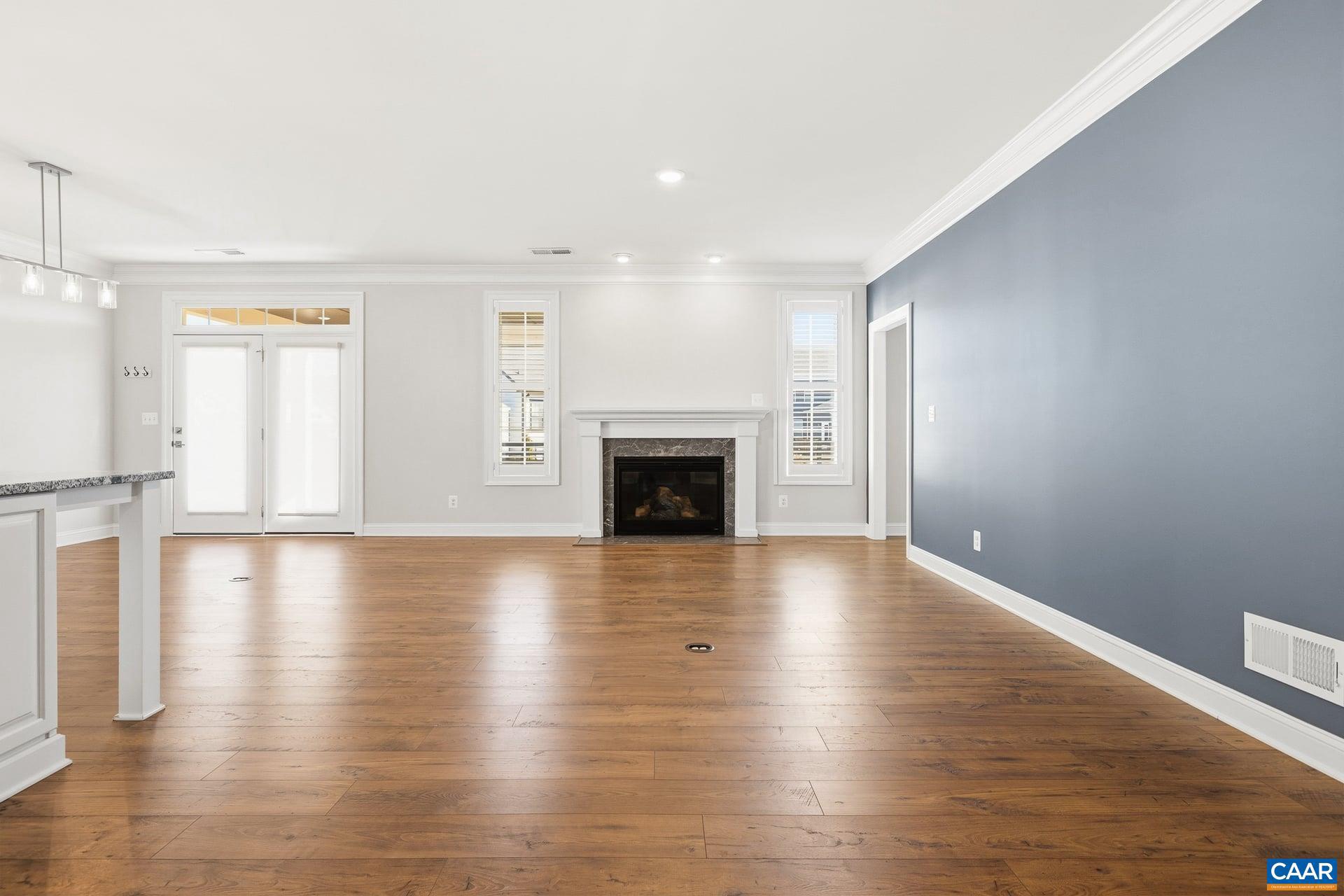 SPRING CREEK - Residential