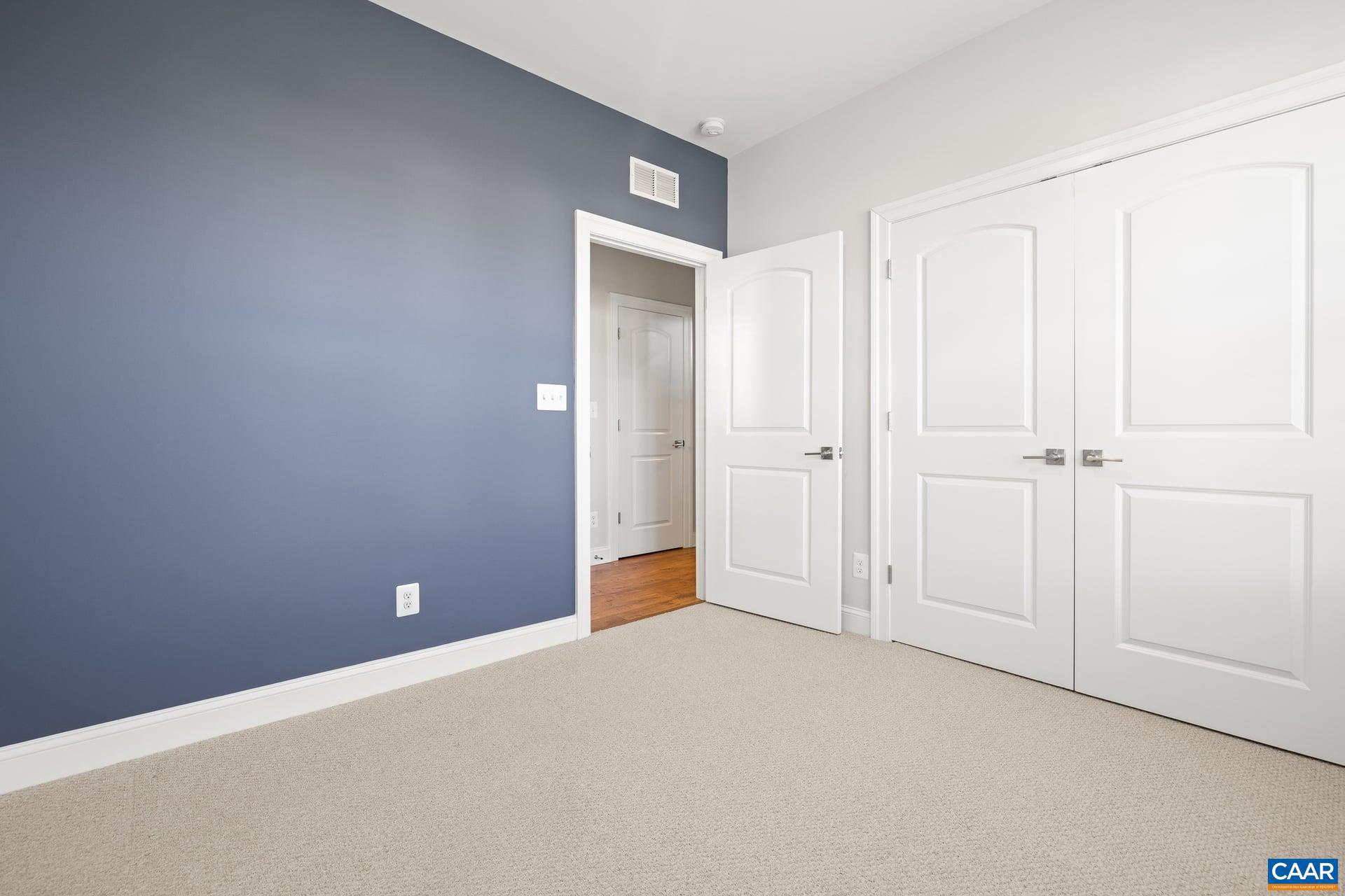 SPRING CREEK - Residential