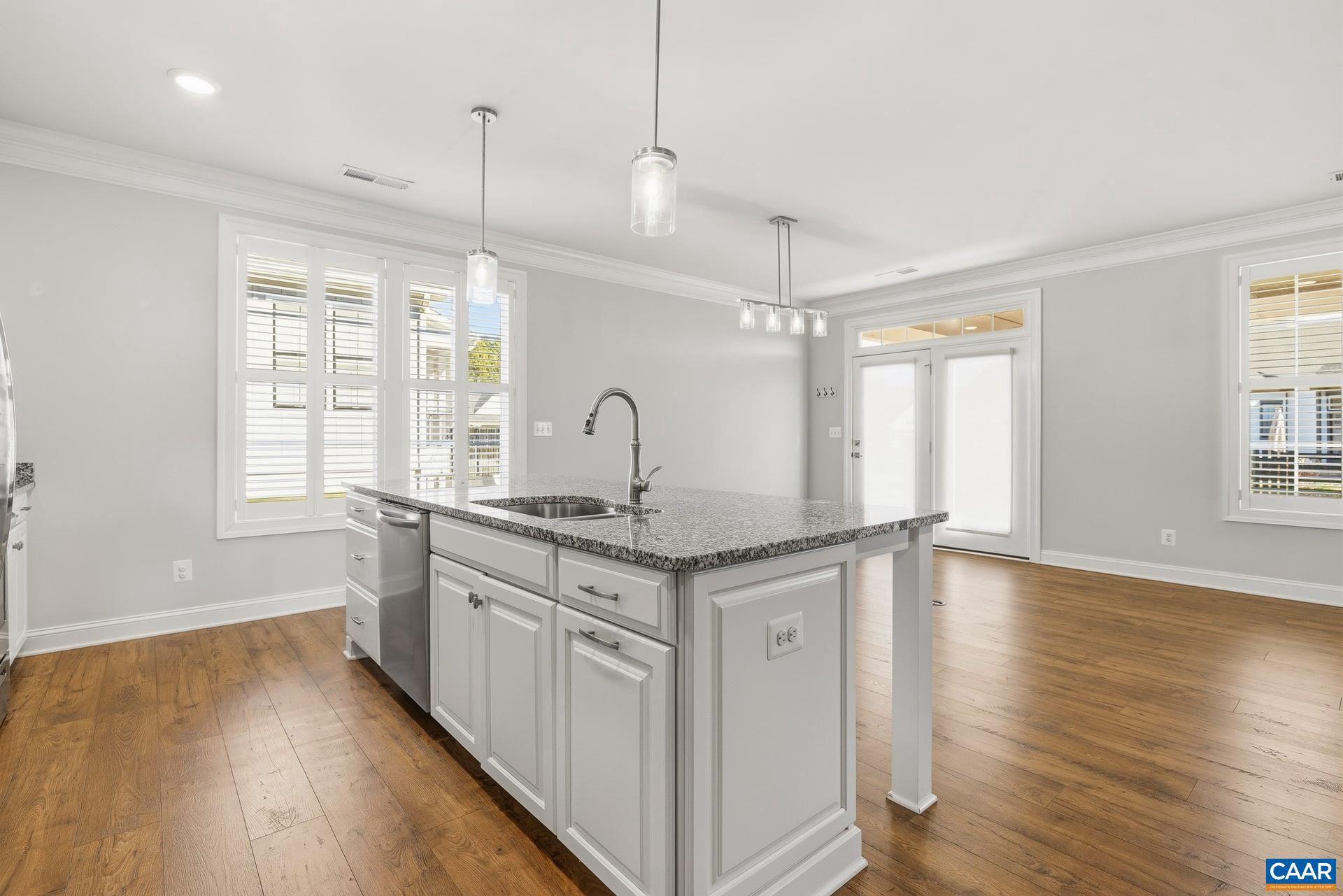 SPRING CREEK - Residential