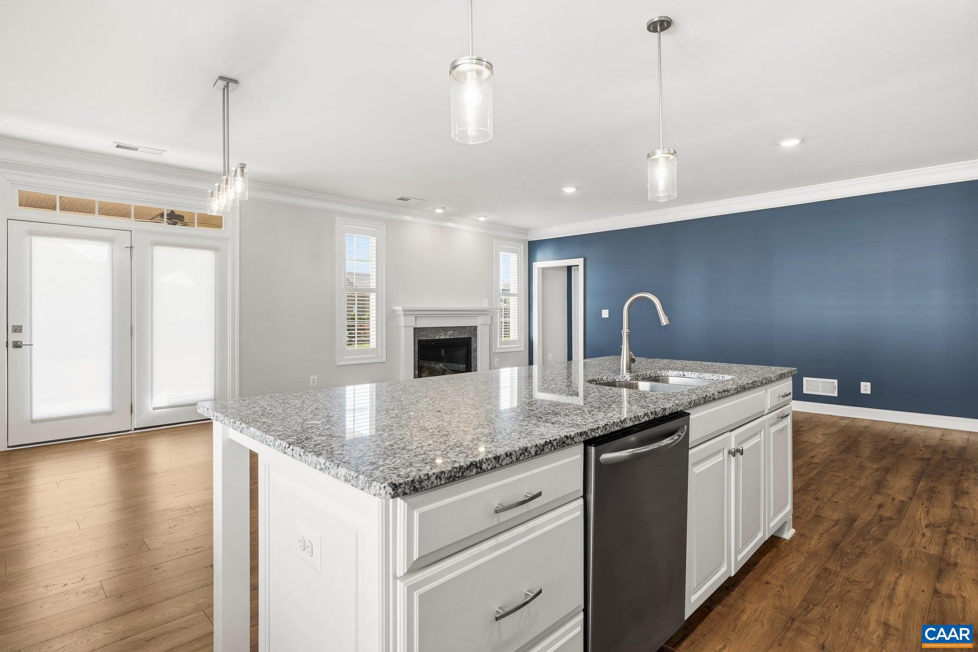 SPRING CREEK - Residential