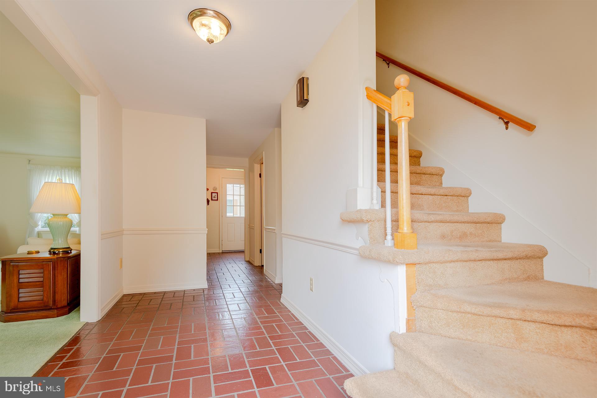 CENTRE HILLS - Residential