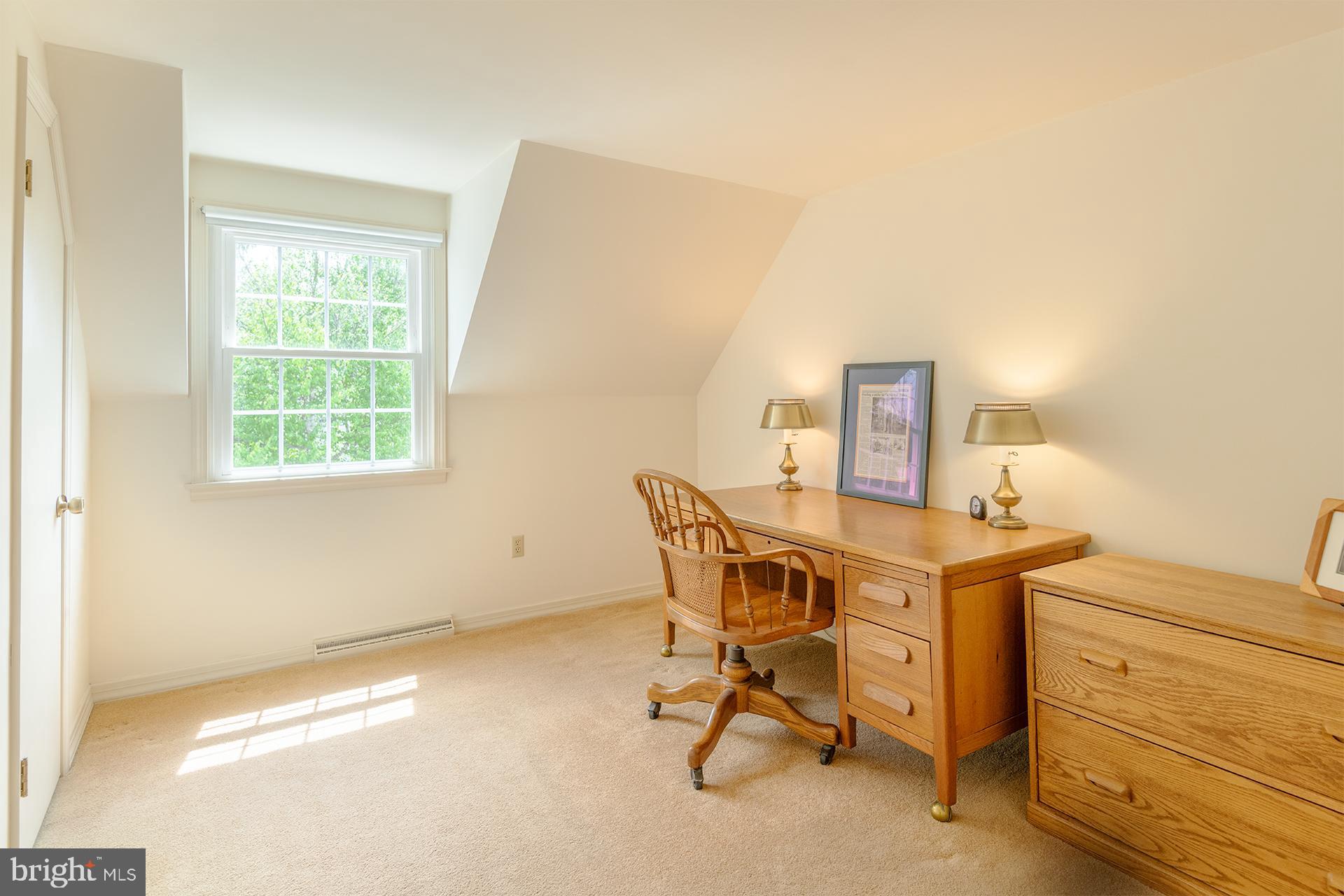 CENTRE HILLS - Residential
