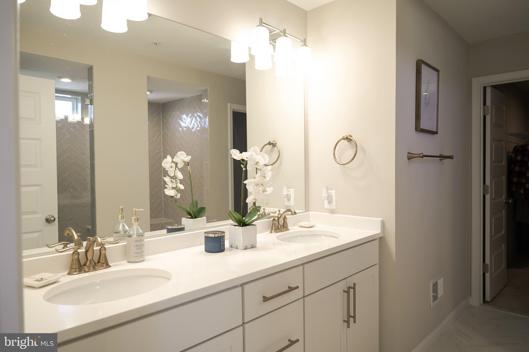 HAGERS CROSSING - Residential