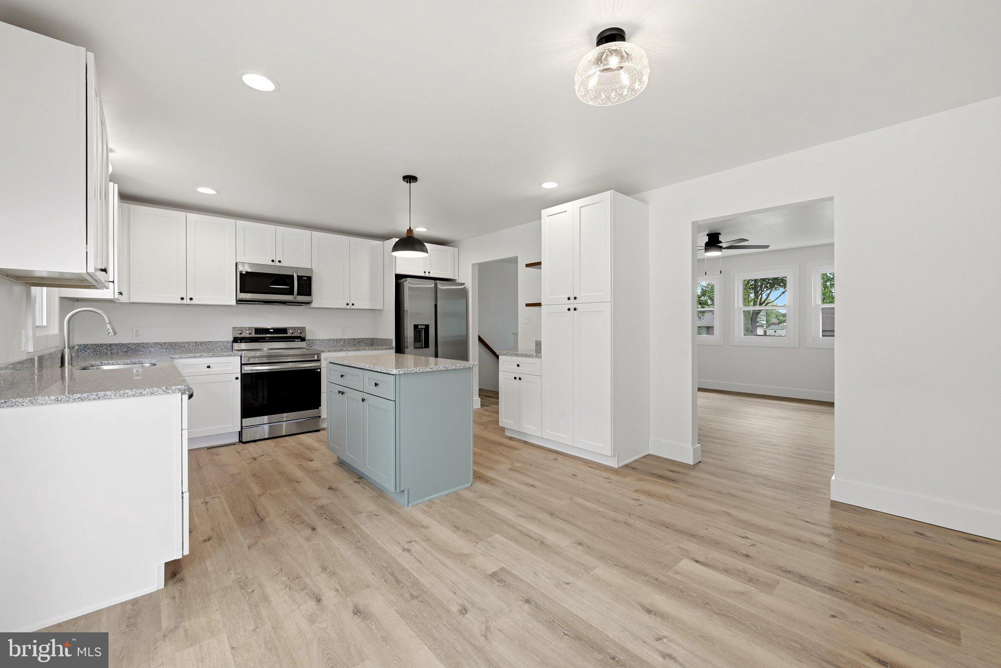 105 WYTHE AVENUE