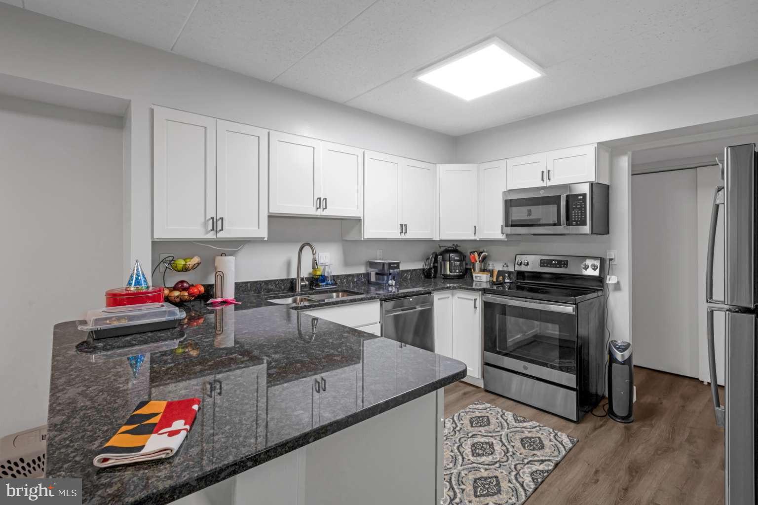 DEERING WOODS - Residential