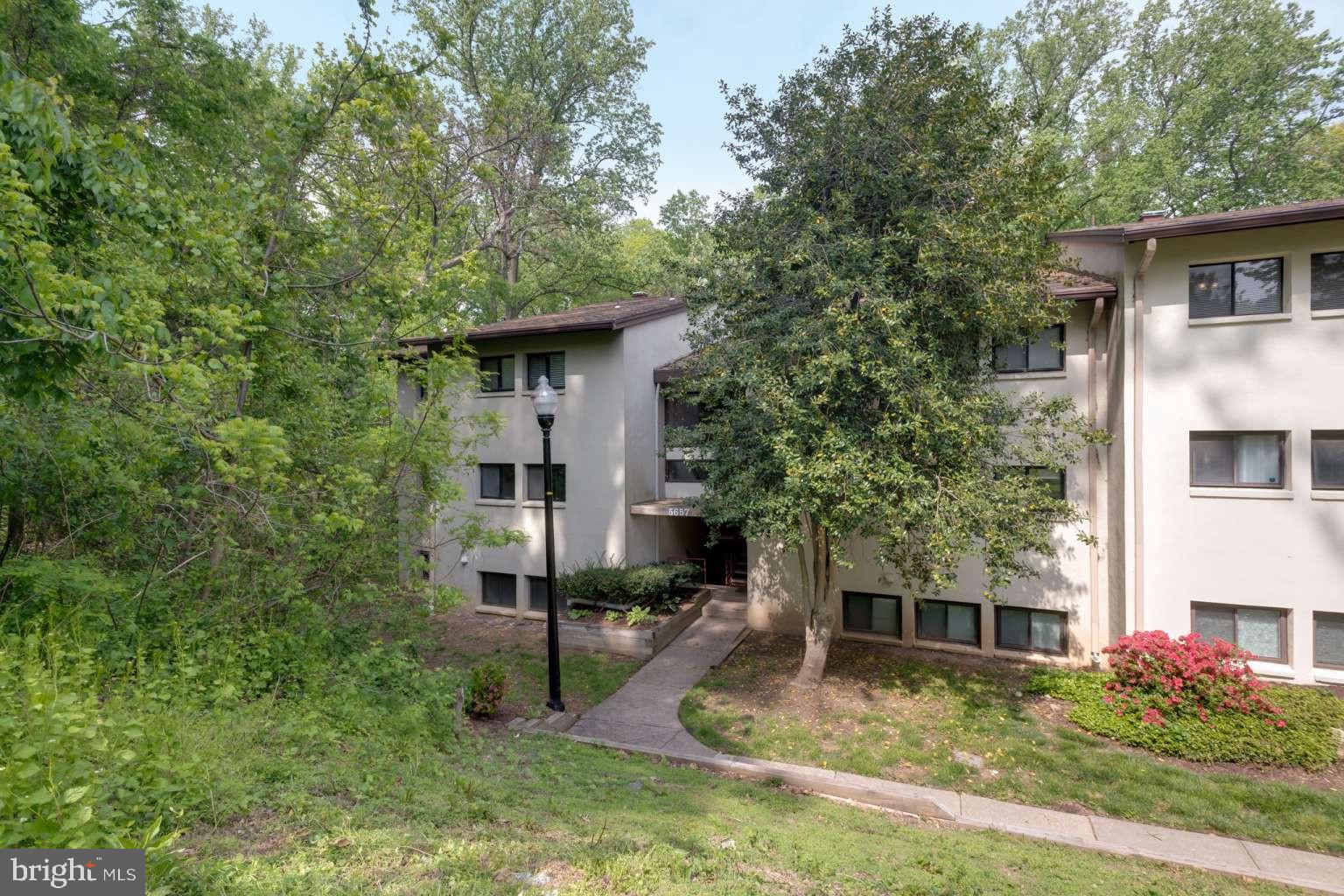 DEERING WOODS - Residential