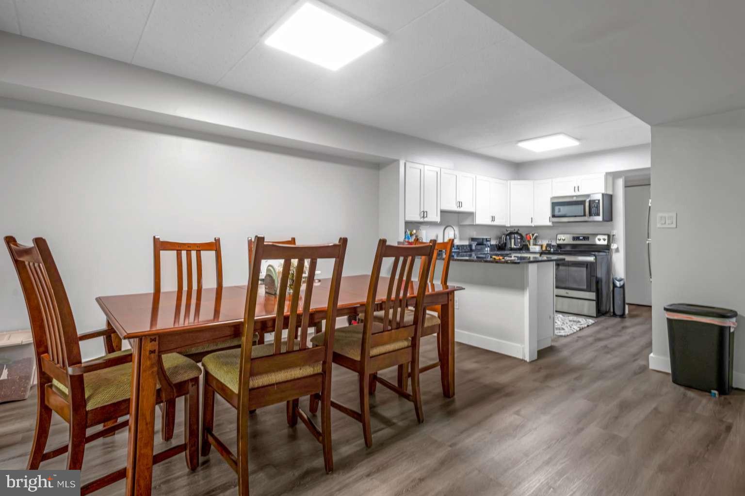 DEERING WOODS - Residential