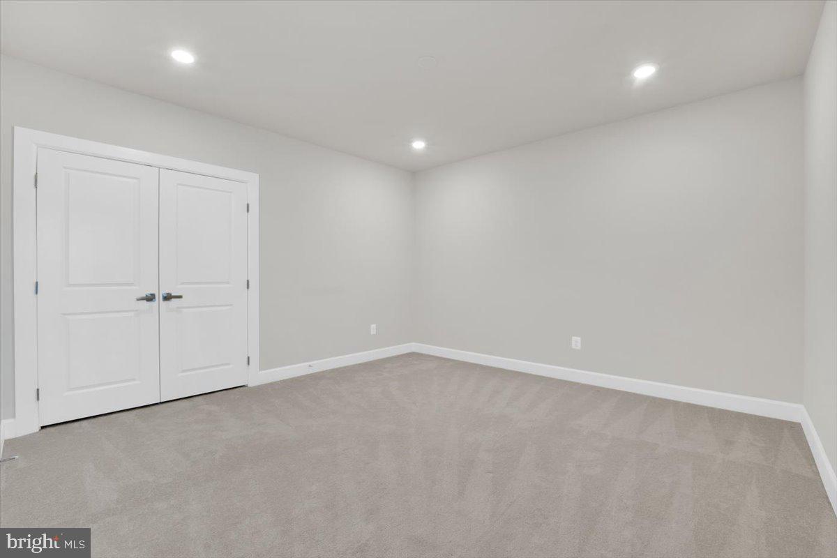 GRANT AT WILLOWSFORD - Residential