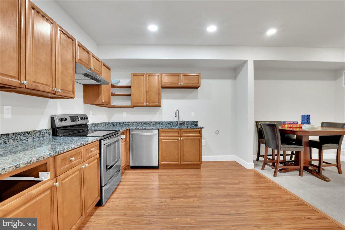 GRANT AT WILLOWSFORD - Residential