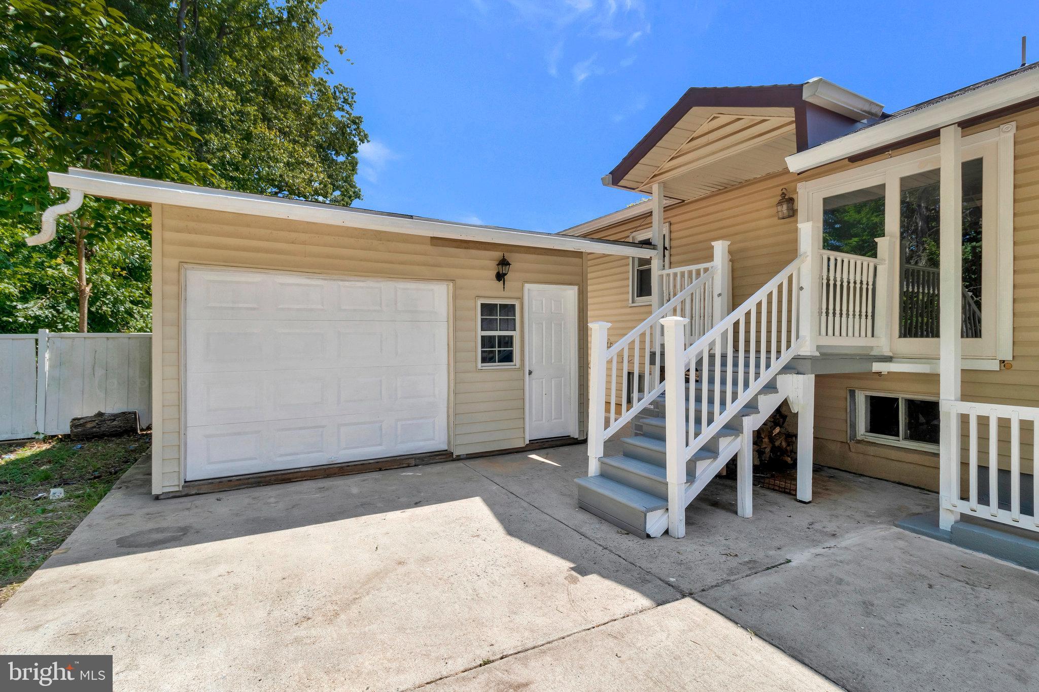 SEABROOK - Residential Lease