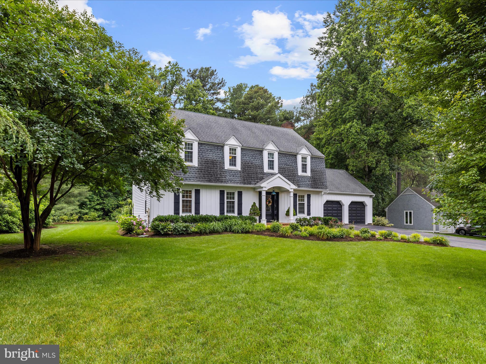 ULMSTEAD ESTATES - Residential