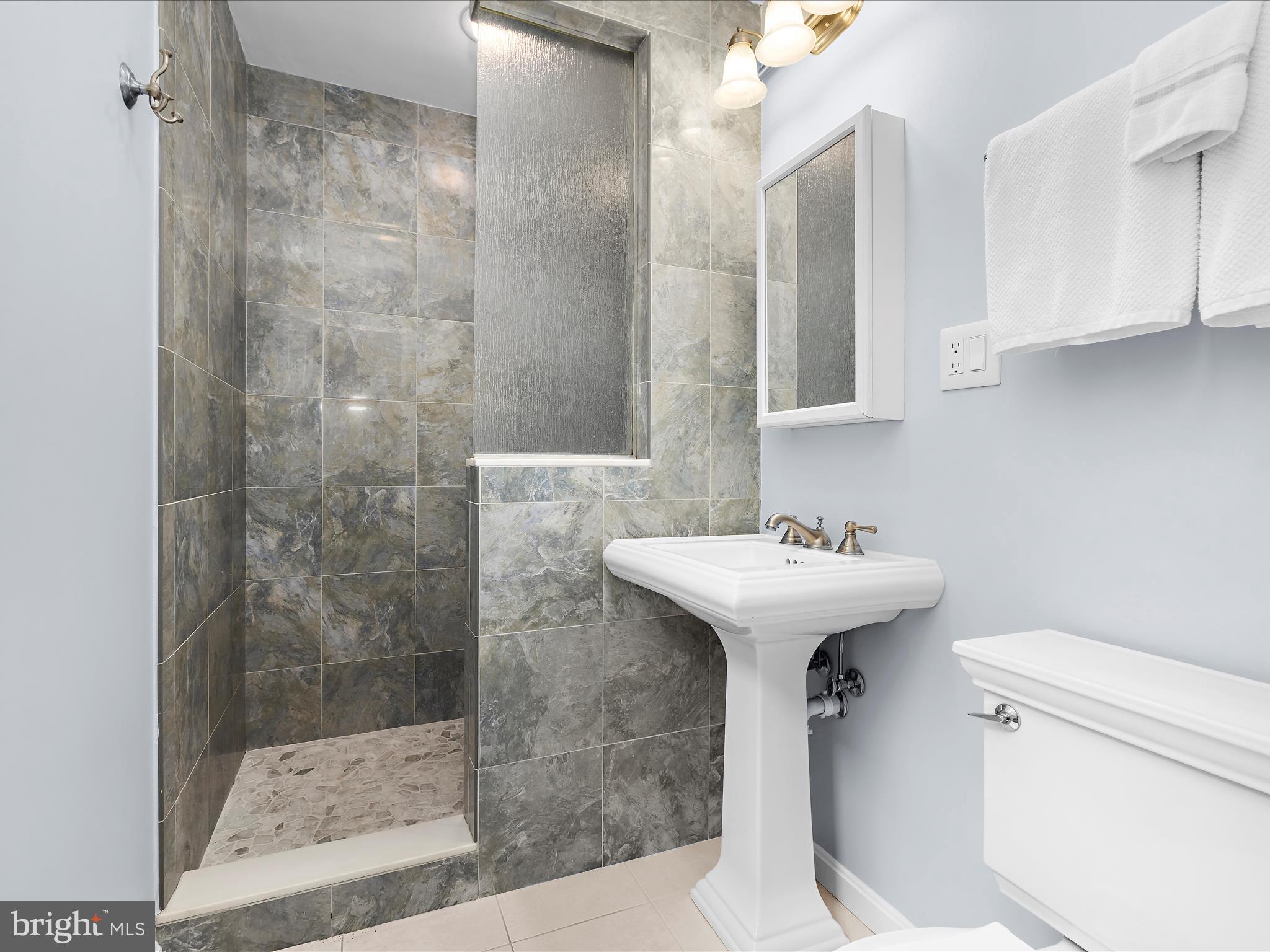 ULMSTEAD ESTATES - Residential