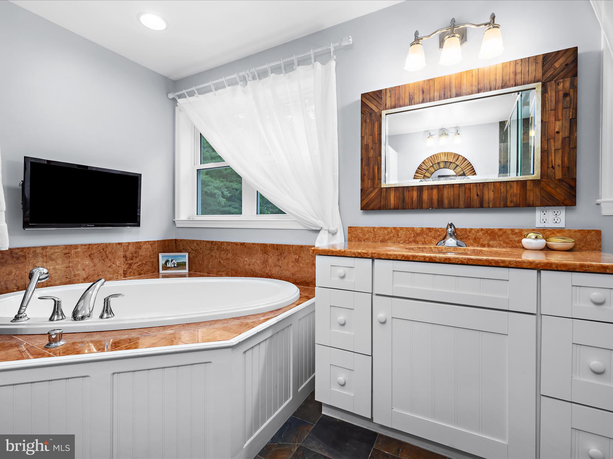 ULMSTEAD ESTATES - Residential