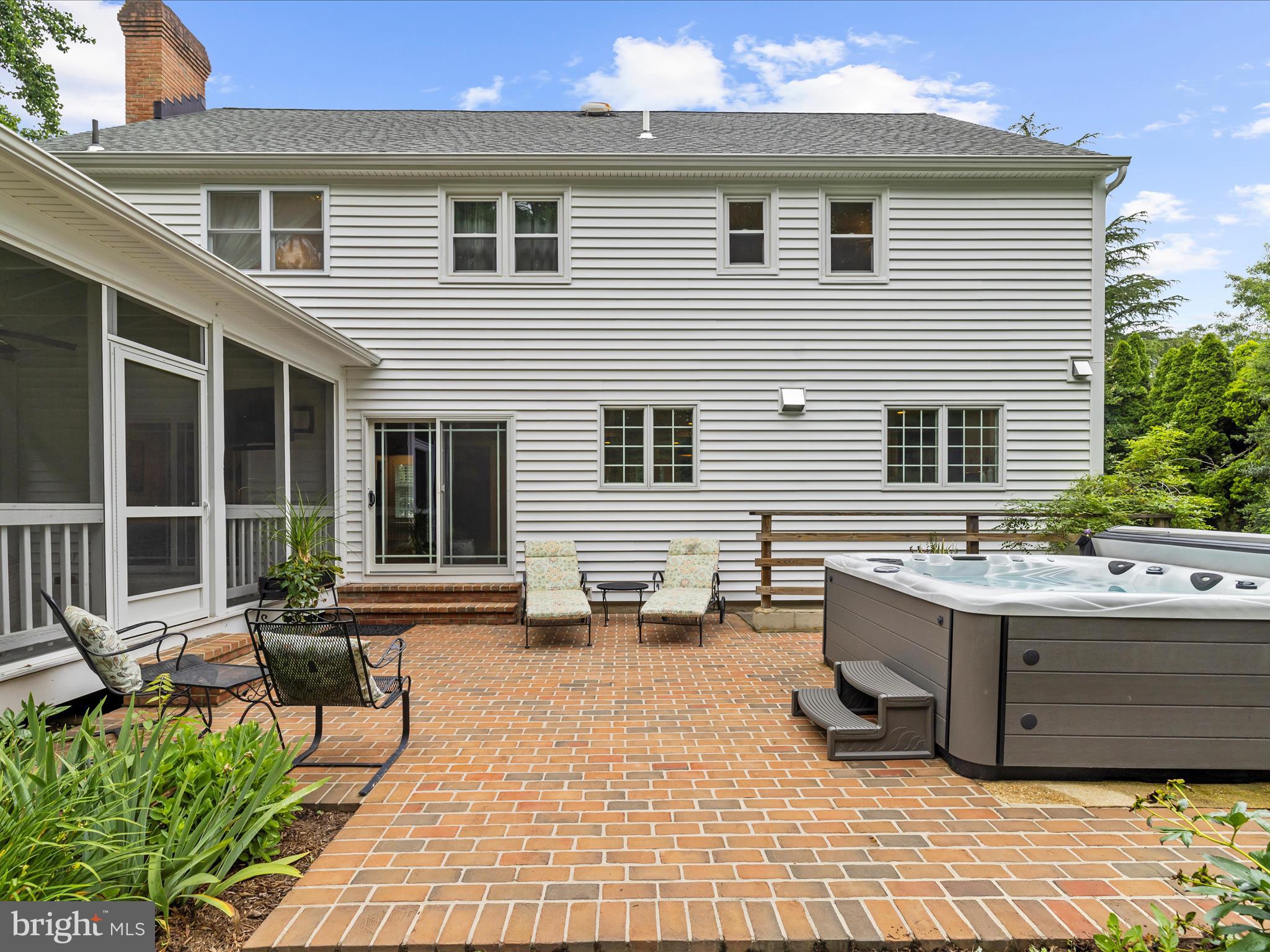 ULMSTEAD ESTATES - Residential